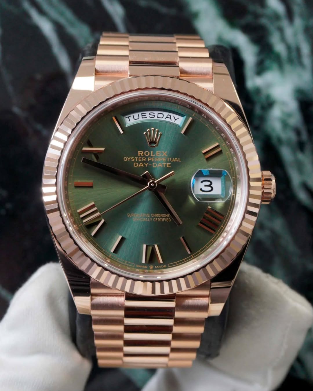 May be an image of wrist watch and text that says 'TUESDAY سلآ ROLEX OYS OYSTE STERPERPET PERPETUA OYSTERPERPETUAL TUA DAY DAY-DATE DAY-DATE DATE 3 VIII I'
