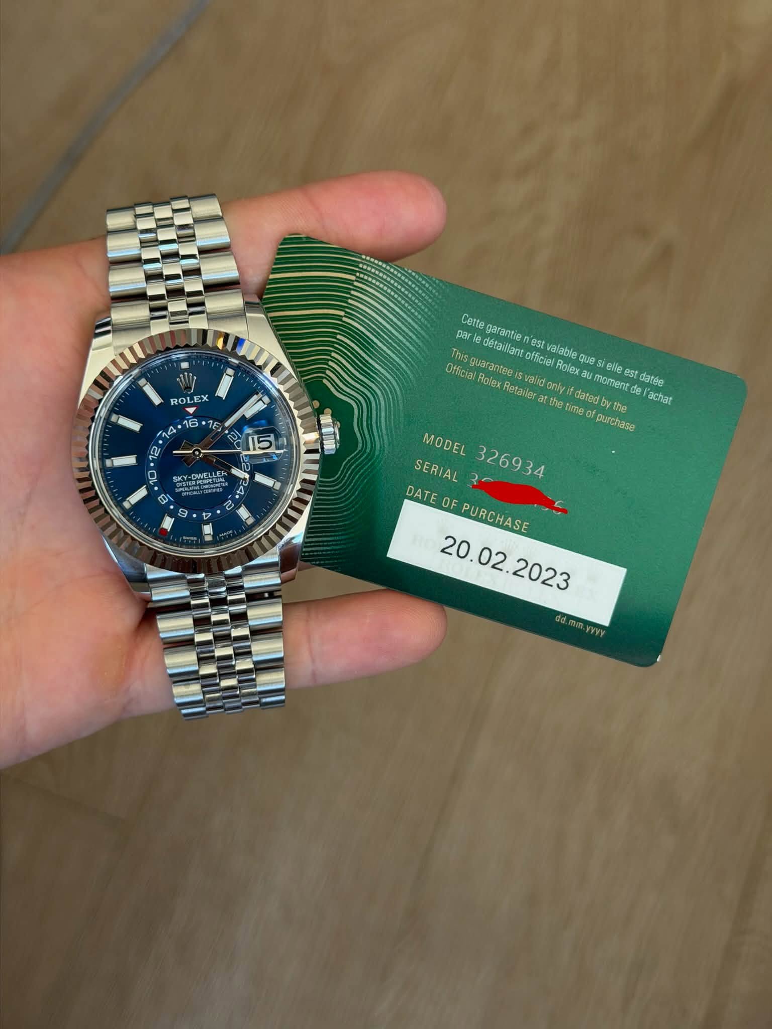 May be an image of wrist watch and text that says 'ROL εX X 16 Cette garantien est par détaillant This guarantee officiel alable que อ elle Official Rolex Ratailer only moment…