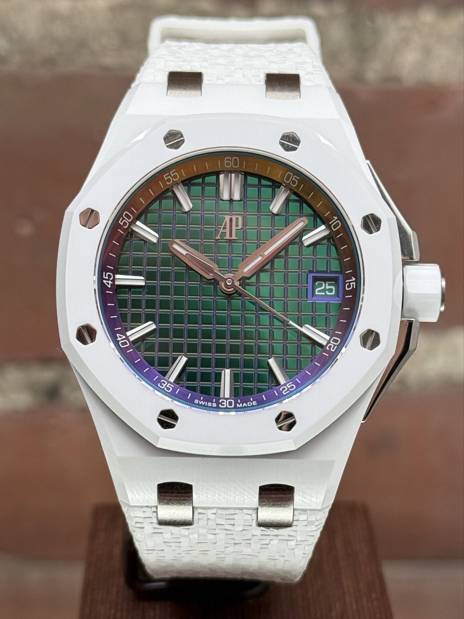May be an image of wrist watch and text that says ' D 20 35 SWISS 30 MADE 25'