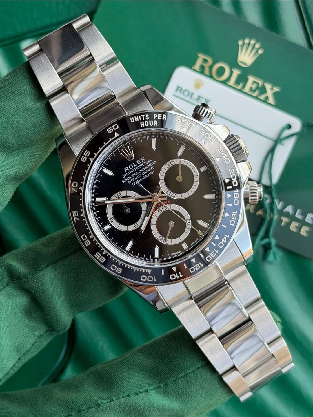 May be an image of wrist watch and text that says '60 NEM Ba 65 ROLF ROLEX UNITS UNITSPER PER HOUR 400 A MBONOMETER OYSTER ROLEX TERPERPETUAL EX OYSTER STREMOGRAPH CN I 70 ၁ 0 1…