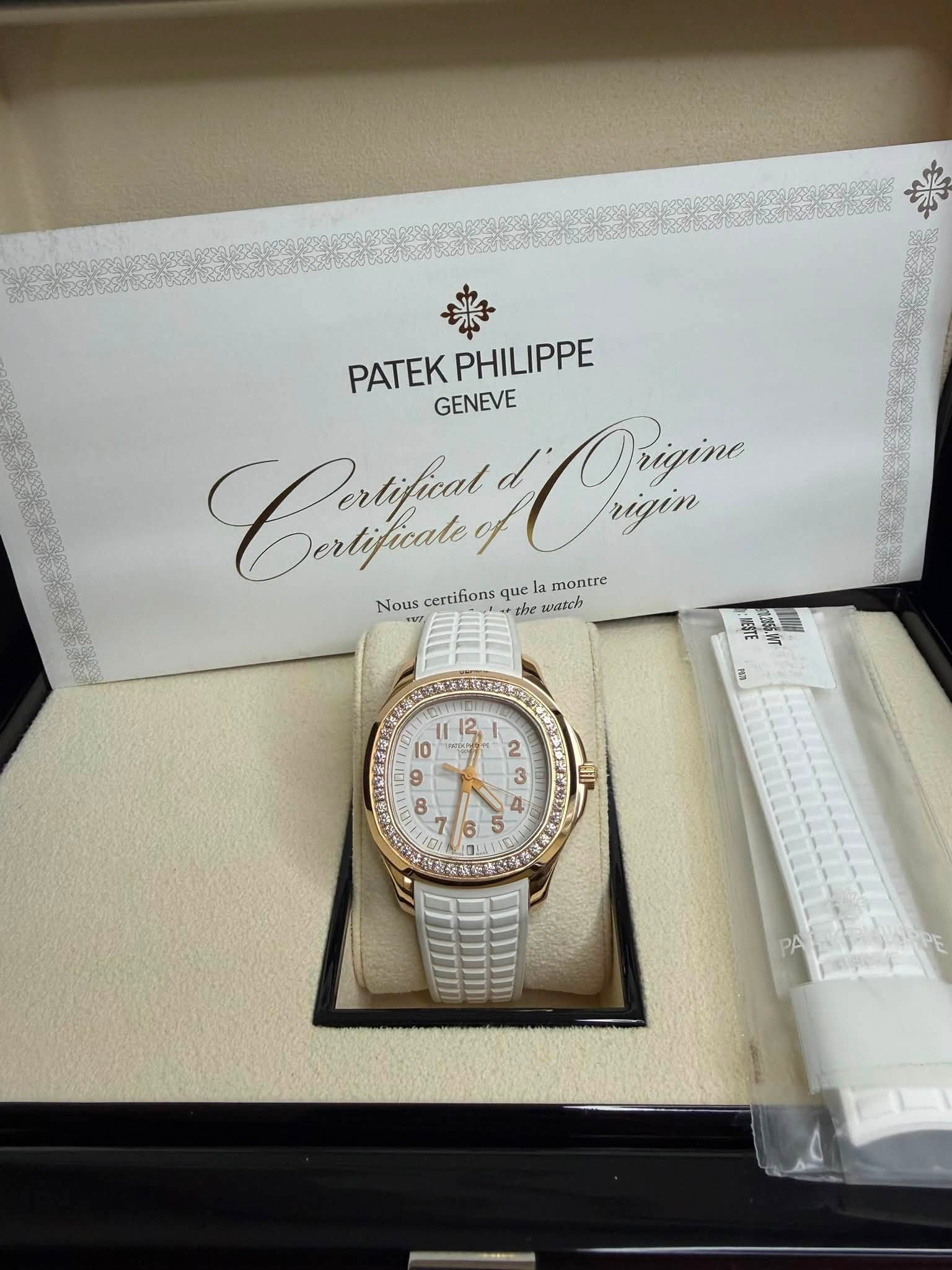 May be an image of wrist watch and text that says 'PATEKPHILIPPE PATEK PHILIPPE GENEVE Coaжфиm Sertificate Orain rigin rigin Origine Nous certifions que montre the atch JESITE SSNT…
