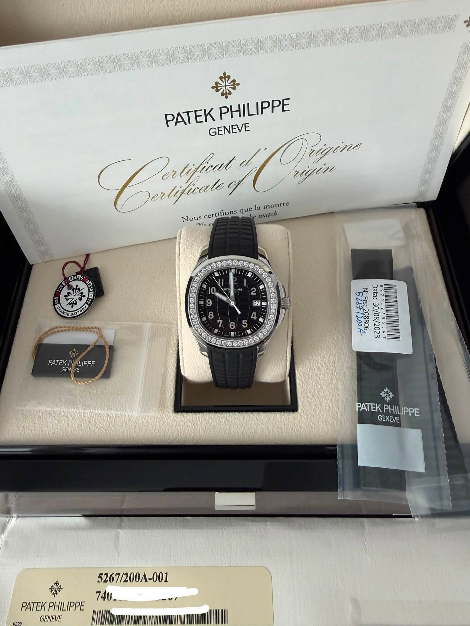 May be an image of wrist watch and text that says 'PATEK PHILIPPE GENEVE Qhugine rigin Crifeny que wvatch rtifical montre Nous certifions gille ISERANEET K PATEKPMILIPPE LIPPE !!!!…