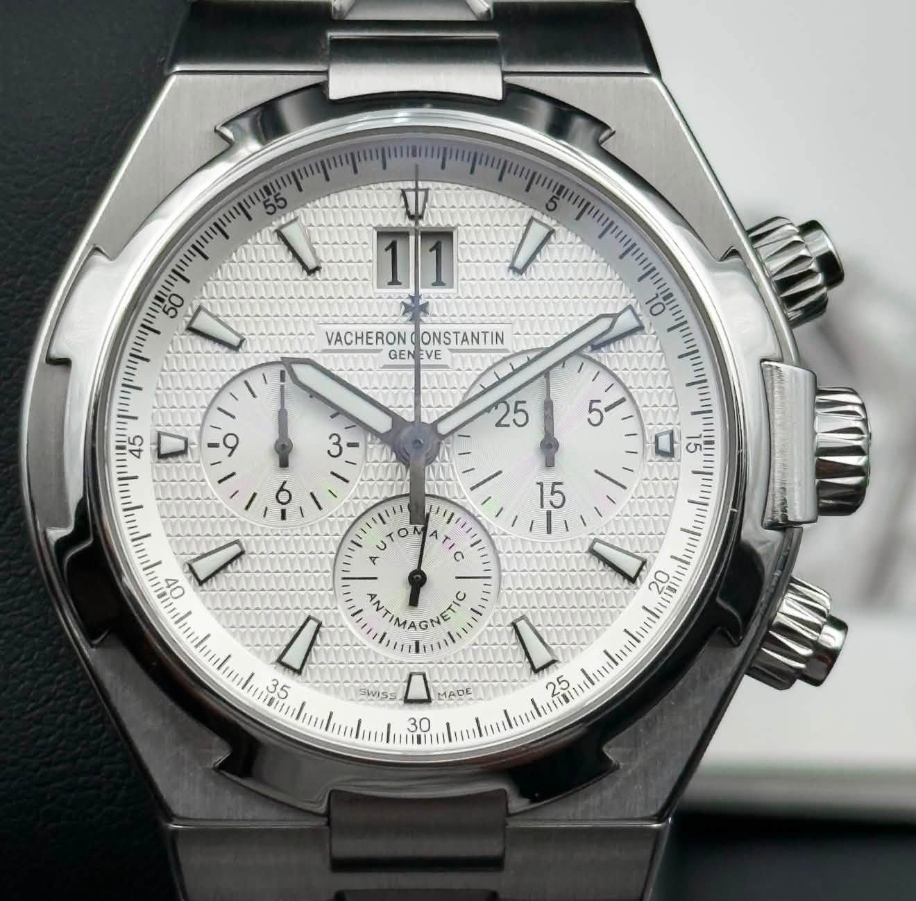 May be an image of wrist watch and text that says '50 11 D VACHERONDONSTANTIN VACHE VACHERON ONSTANTIN GEN VE 10 a 25 5 6 3 ١ משוון ロ 00 15 ١/ I C AG E ETI 0 L 35 SWISS L 25 MAO…
