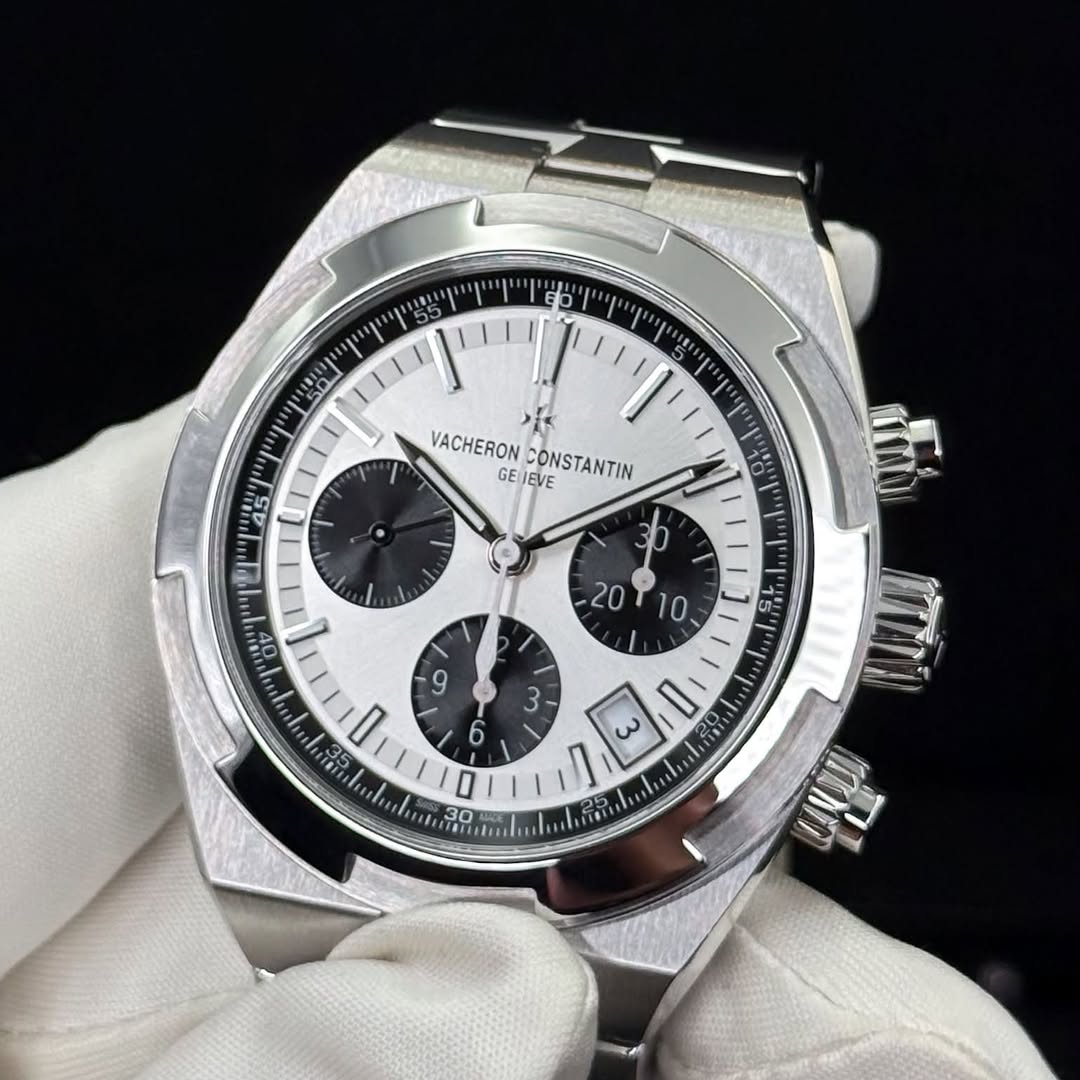 May be an image of wrist watch and text that says '45 VACHERON CONSTANTIN GEJEVE GE 20 10 5 情 9 3 ా D ١ = 00 0 LNT D mNT'