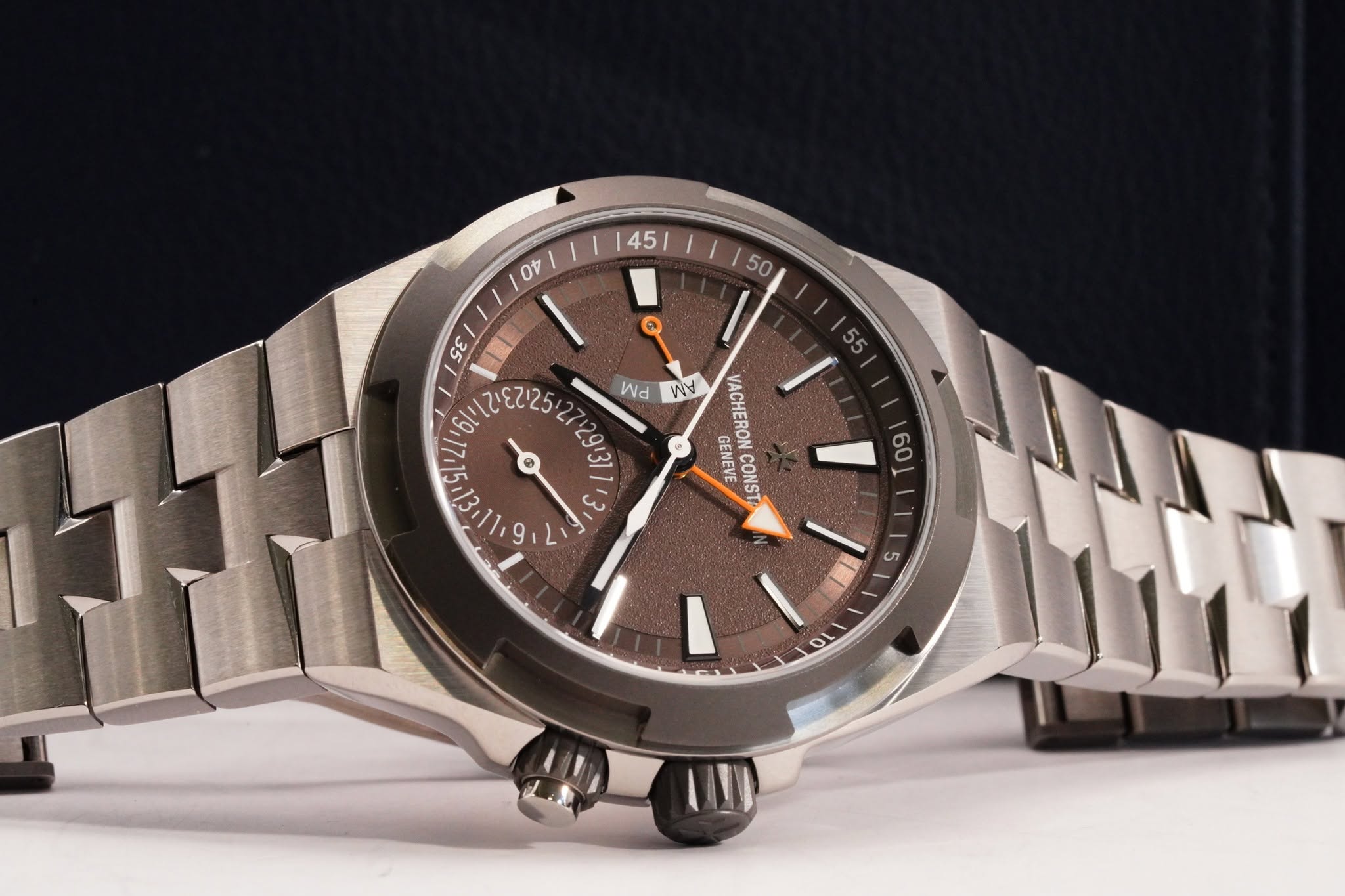 May be an image of wrist watch and text that says '45| 04 Q ® 50 Aε 1 55 5י25 קיווצי9איג ای لى Wd AA ١ 6/ 61'/ '№ςιι e מציפי mH3HOΥЛ BA크NBD CONGT 1119 11ig 1, '