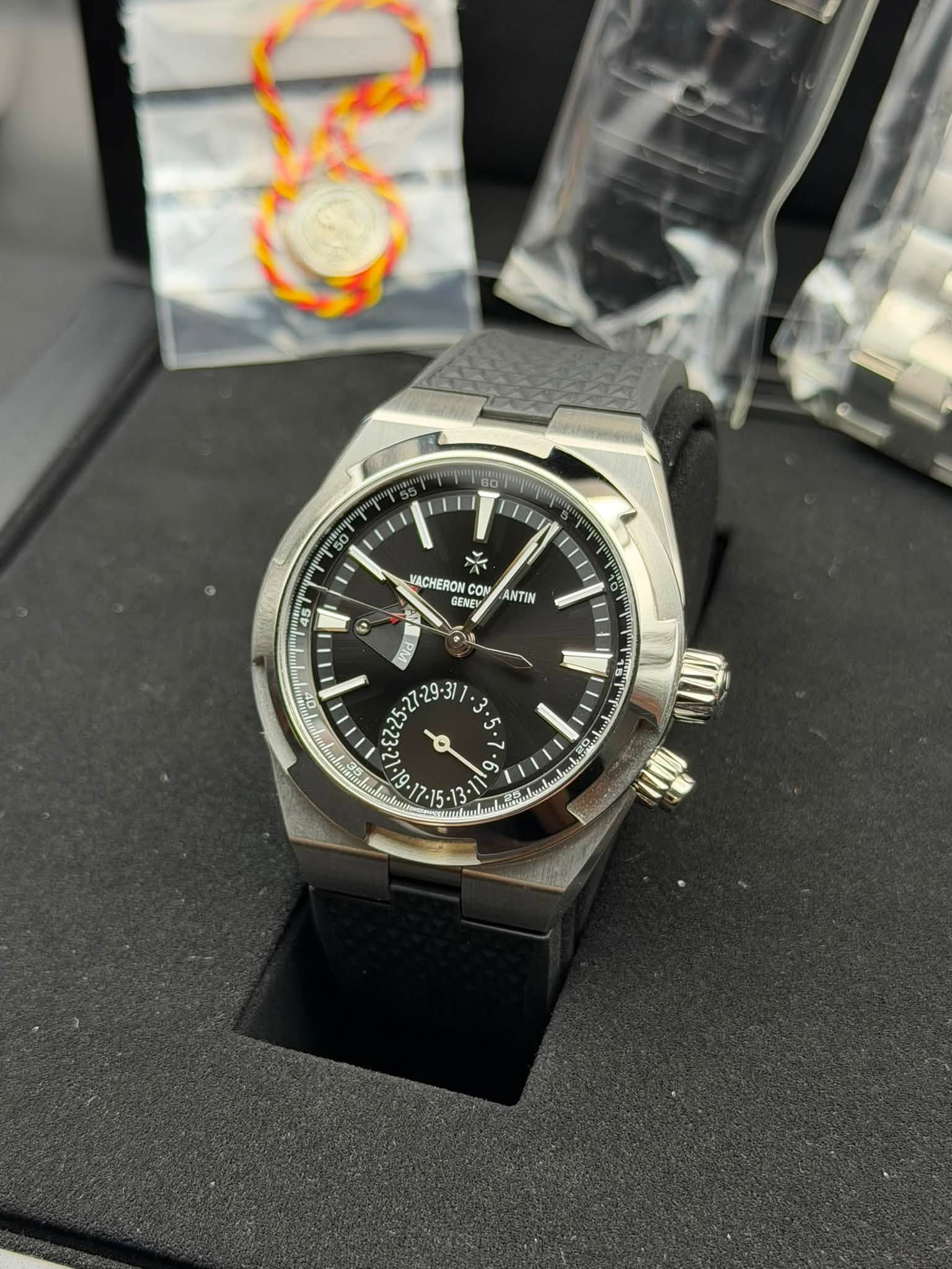 May be an image of wrist watch and text that says '50T VACHERON ا A COM SENEY 45 ANTIN OF ی တ On 7-15 รม'