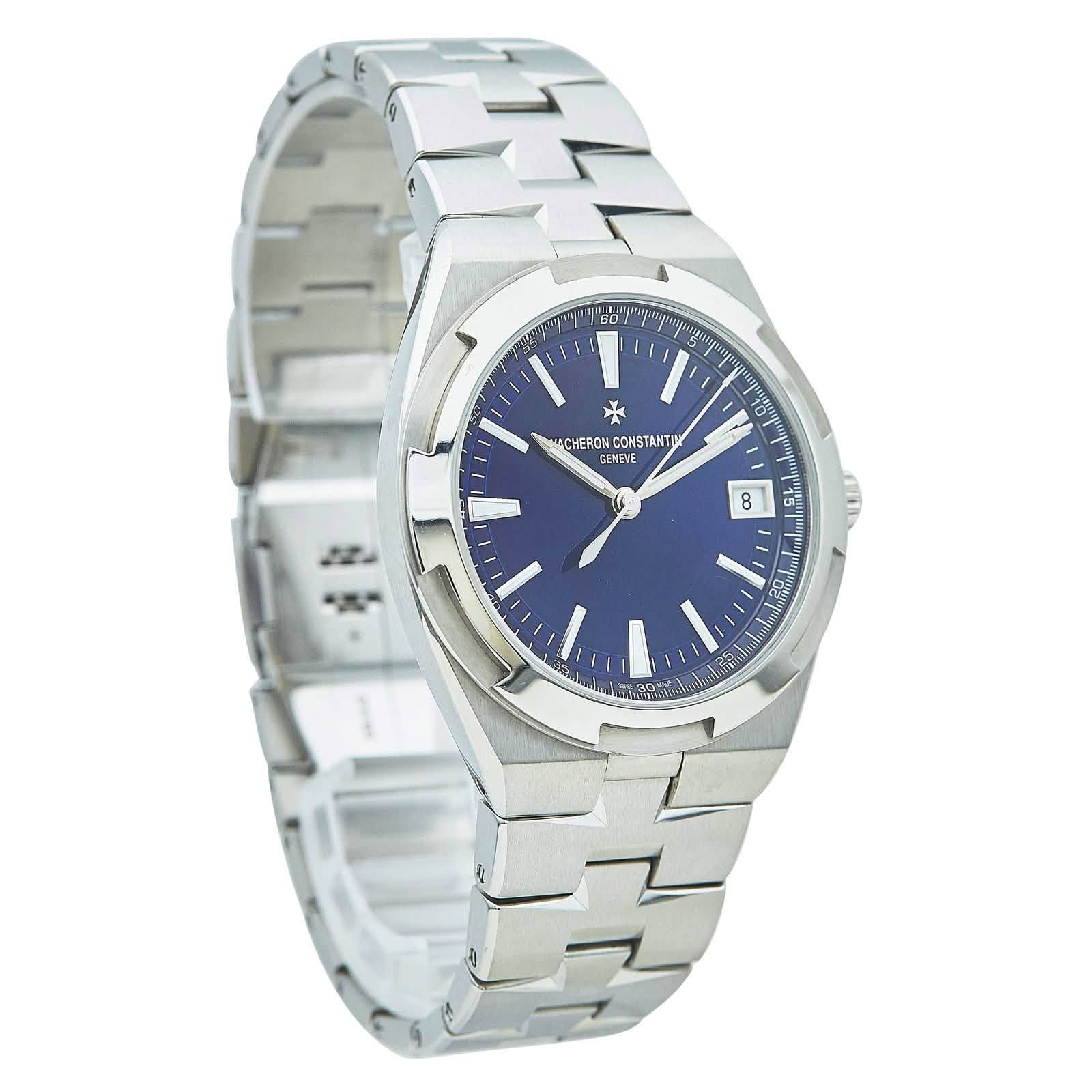 May be an image of digital watch and text that says 'i 1 * LCHERON ONSTANTU NEVE 8 -2 트 웃 ١ - 2 30'