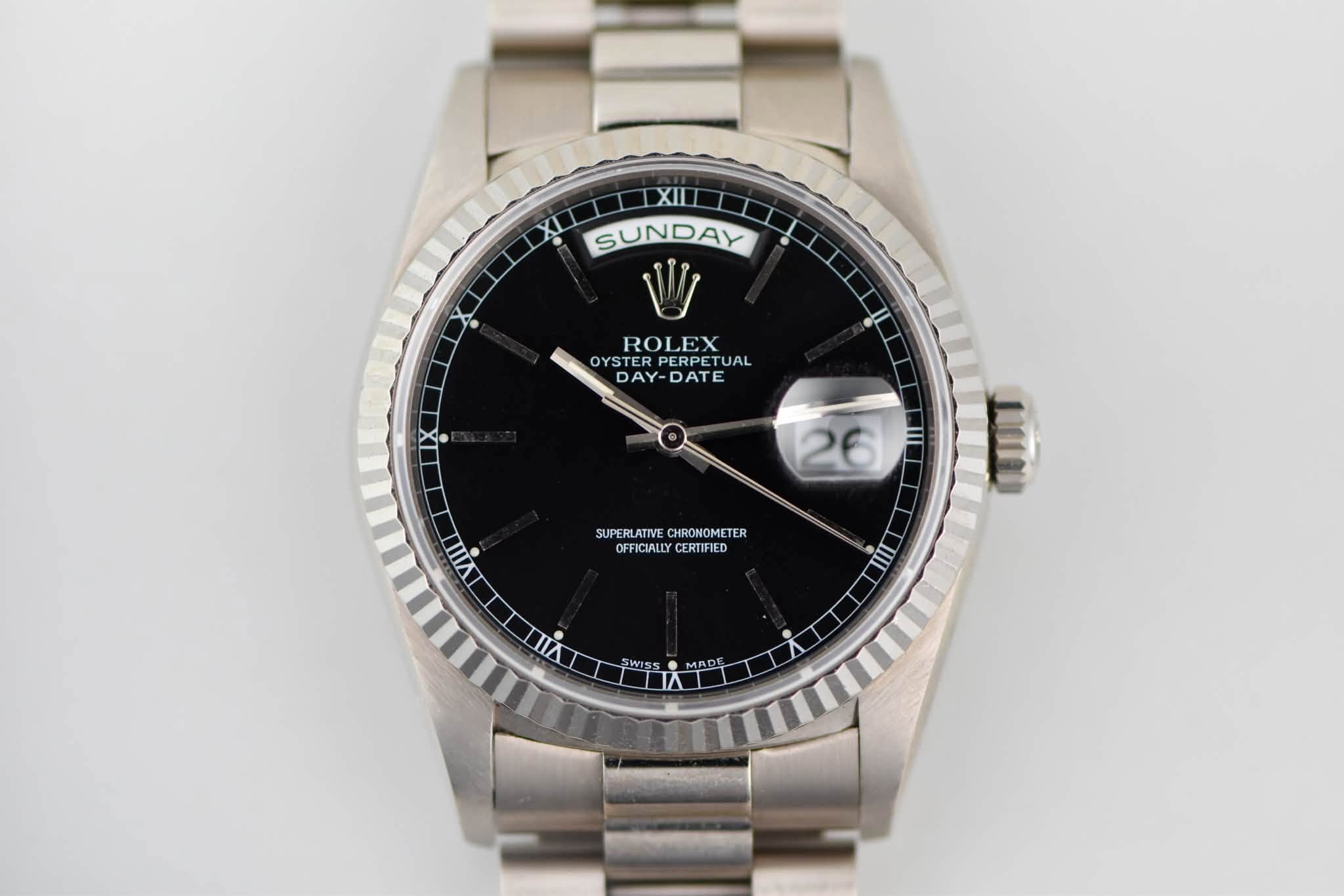 May be an image of wrist watch and text that says 'XIL XI SUNDAY ROLEX OYSTERP OYSTERPERPETUAL ERPETUA UAL DAY-DATE -DATE ج 26 SUPERLATIE CHRONOMETER SUPERLATINECHRONOMETER ER…