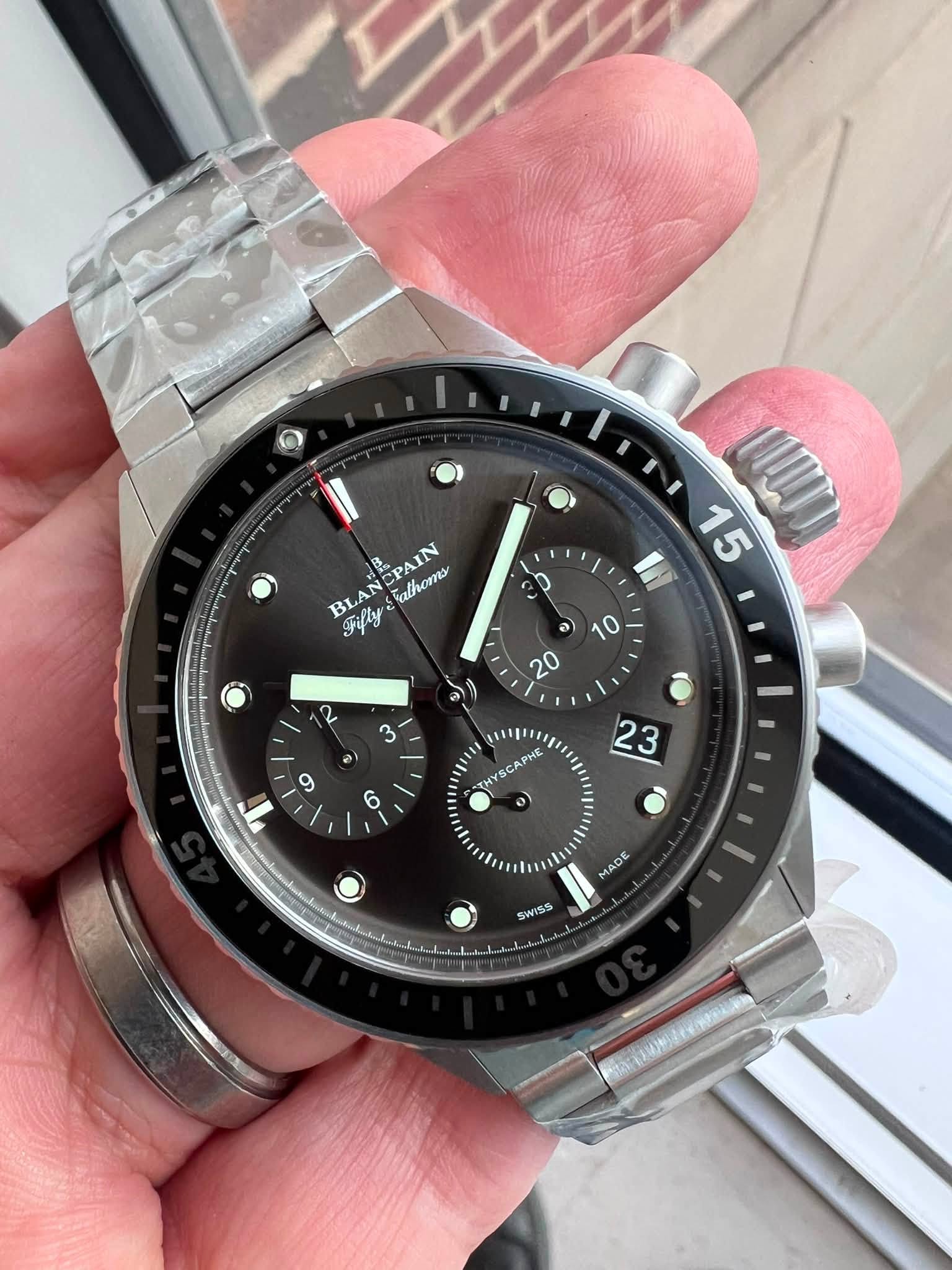 May be an image of wrist watch and text that says 'BLANCPAIN CPAIN alhoms Fifly 15 U0I ခ 10 2 20 ৯) 3 a و T 6 いいいちちい HYSCAPHE PHE ခ 23 MADE SWISS'
