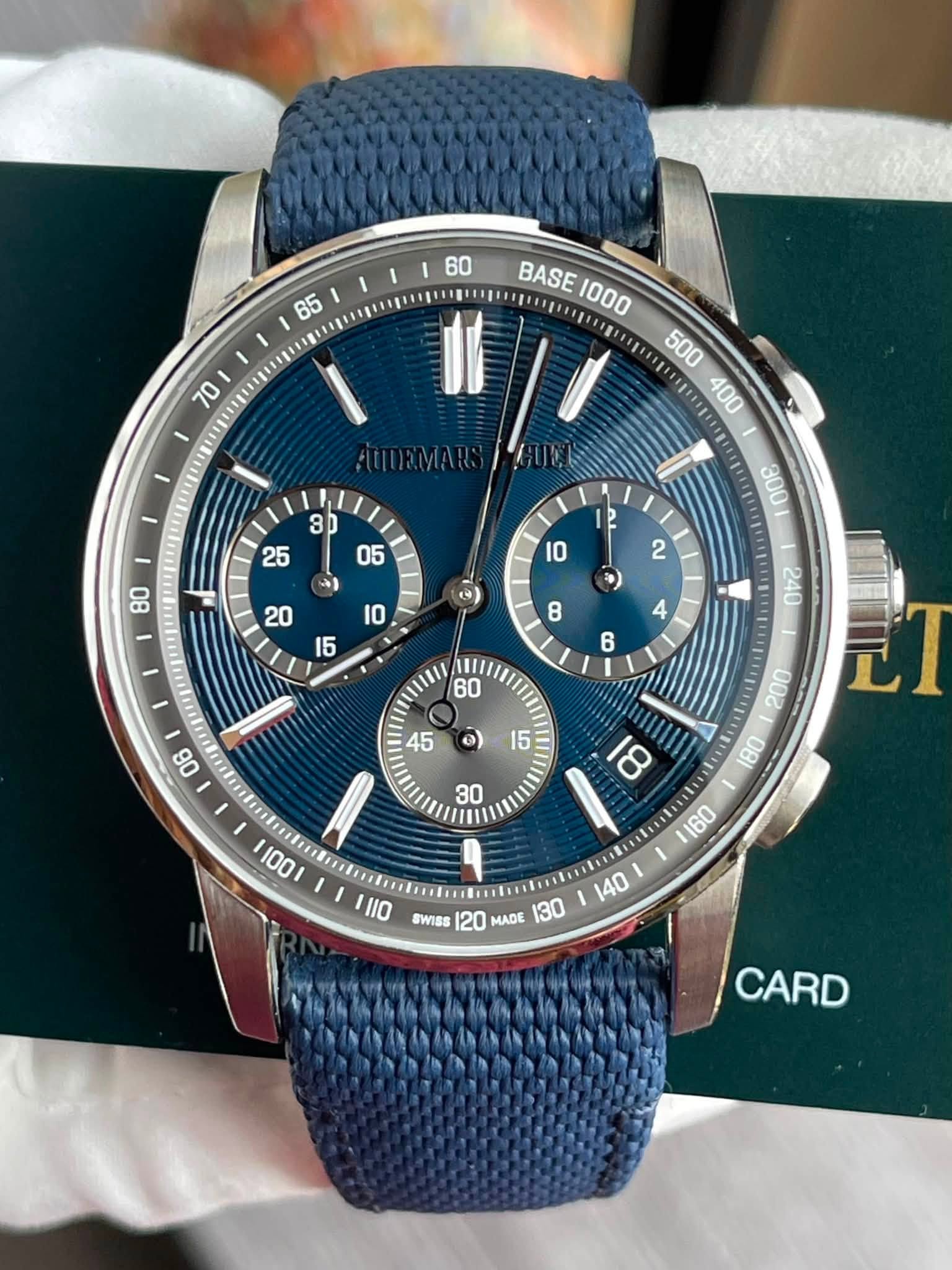 May be an image of wrist watch and text that says '65 70 60 BASE 1000 11// nproюprropи ا٢ B o) 10I SWISS 120 MADE CARD'