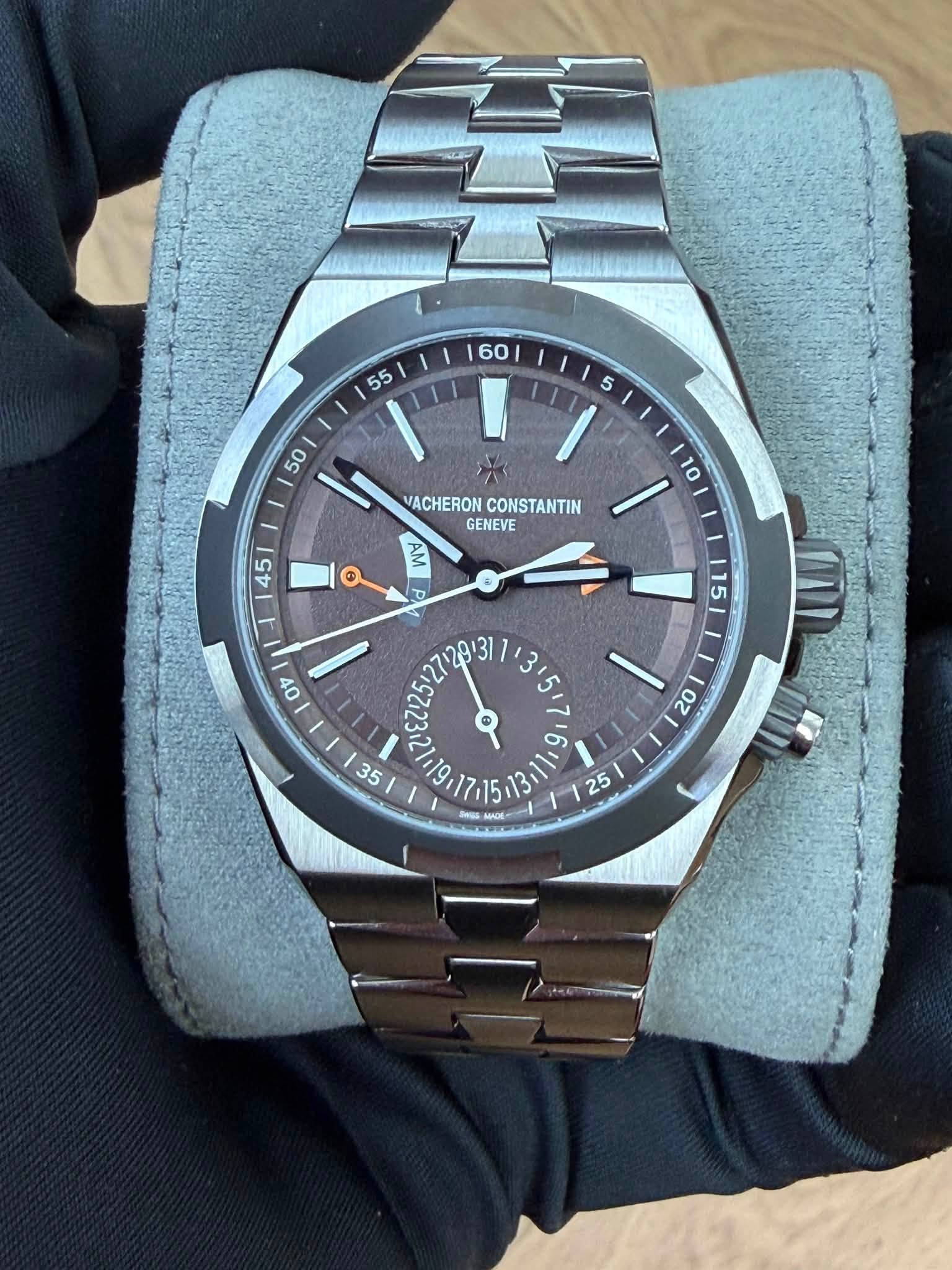 May be an image of wrist watch and text that says ' VACHERON VACHERONCONSTANTIN CONSTANTIN GENEVE a AM م 0 OV 35 19,m15i3m19 0 וקיליצין 5 เรี 6 9 25 d 02'