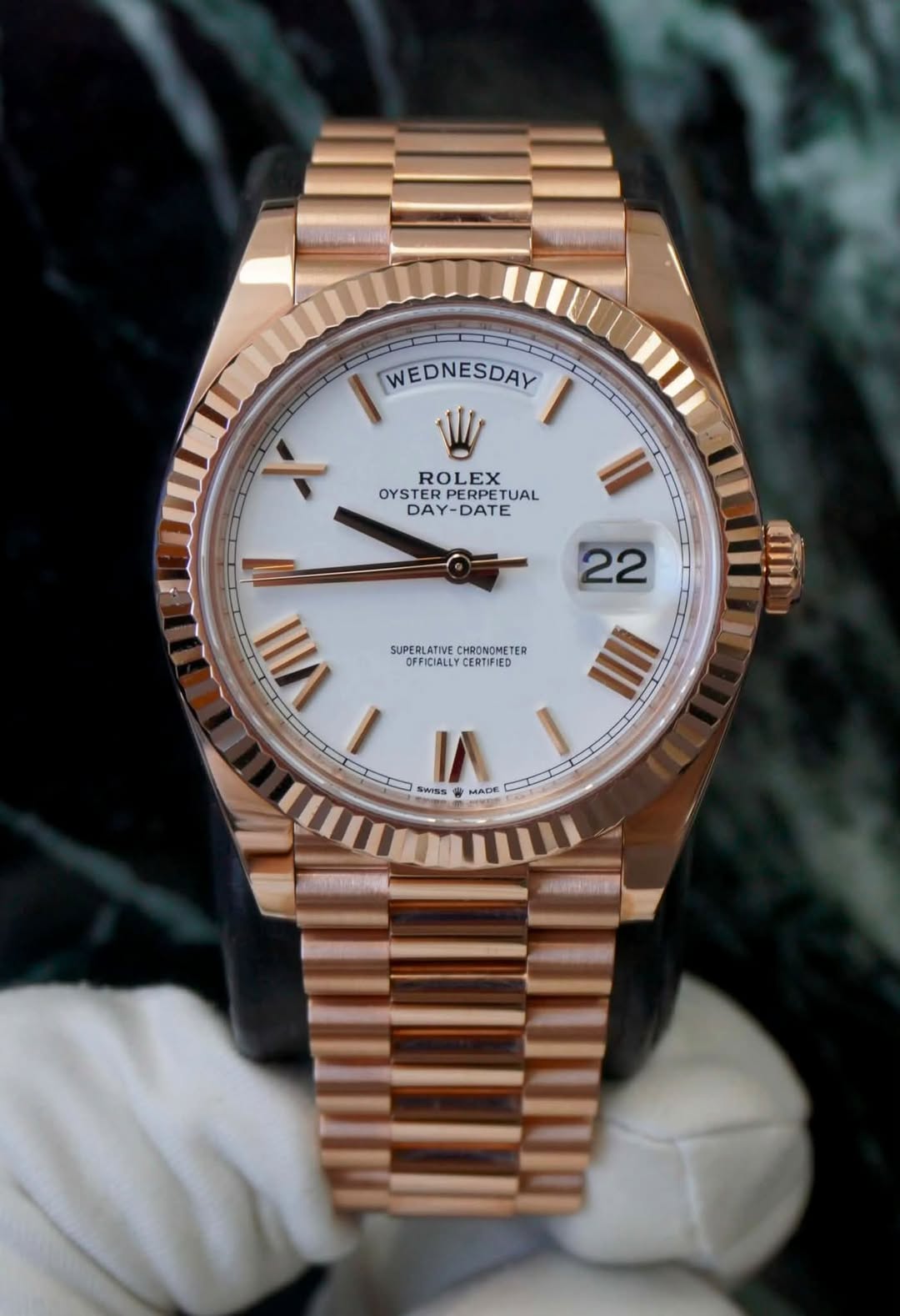 May be an image of wrist watch and text that says 'WEDNESDAY X ROLEX OYSTER RPERPETUAL STERPERPETUAL PERPETU DAY-DATE E DAY DATE 22 SUPERLATIV FRLATIVE.CHPONOME SUPEL RLATIVE…