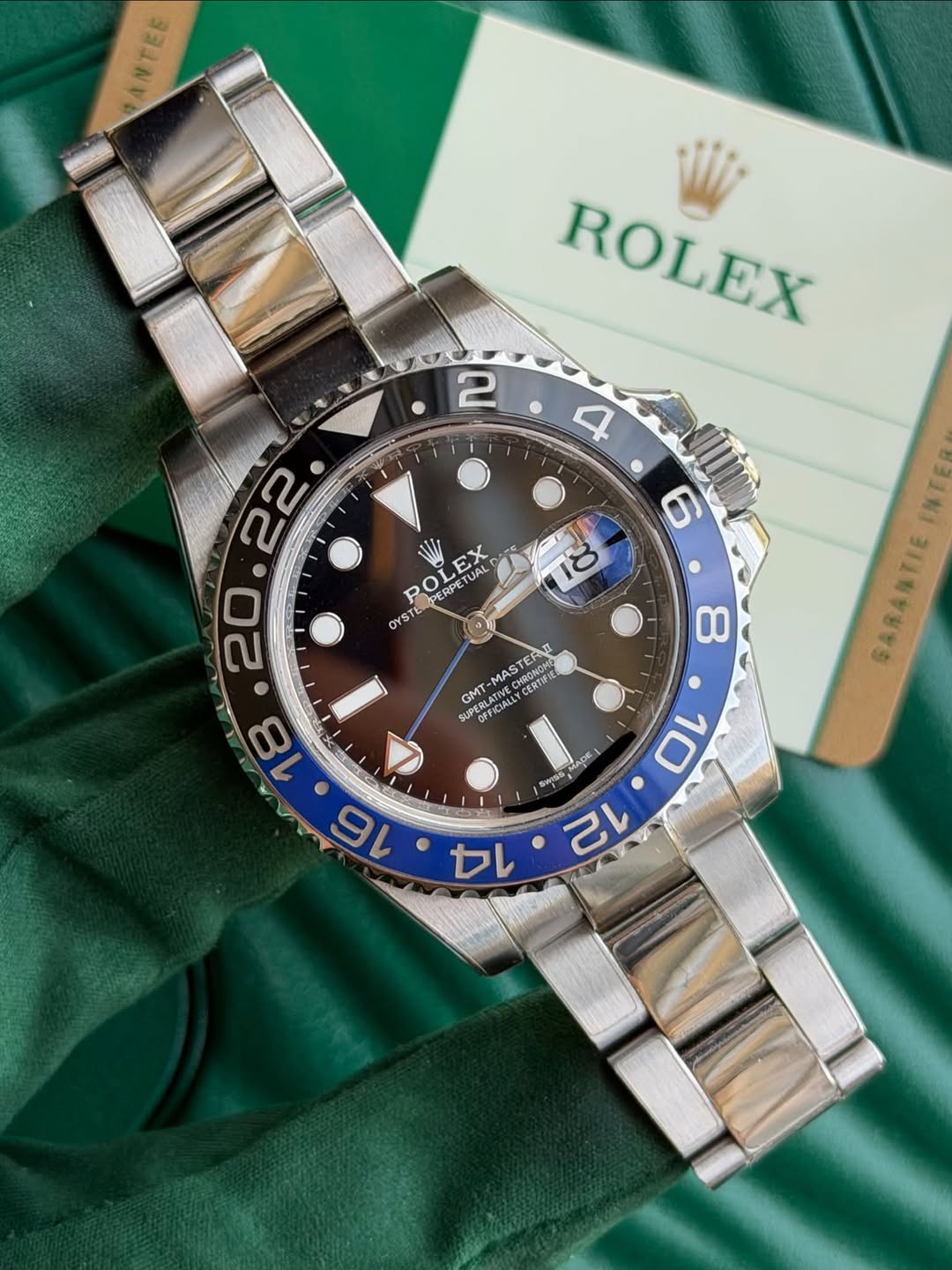 May be an image of wrist watch and text that says 'ANTEE ROLEX 2 4 6 ROL PERP DERPETUAL تا EX O ETUAL ETUAL ERPE OYSTE MASTE ASTER GMT- UPERLATIV DESICV CHRONON pomo CERTISI…