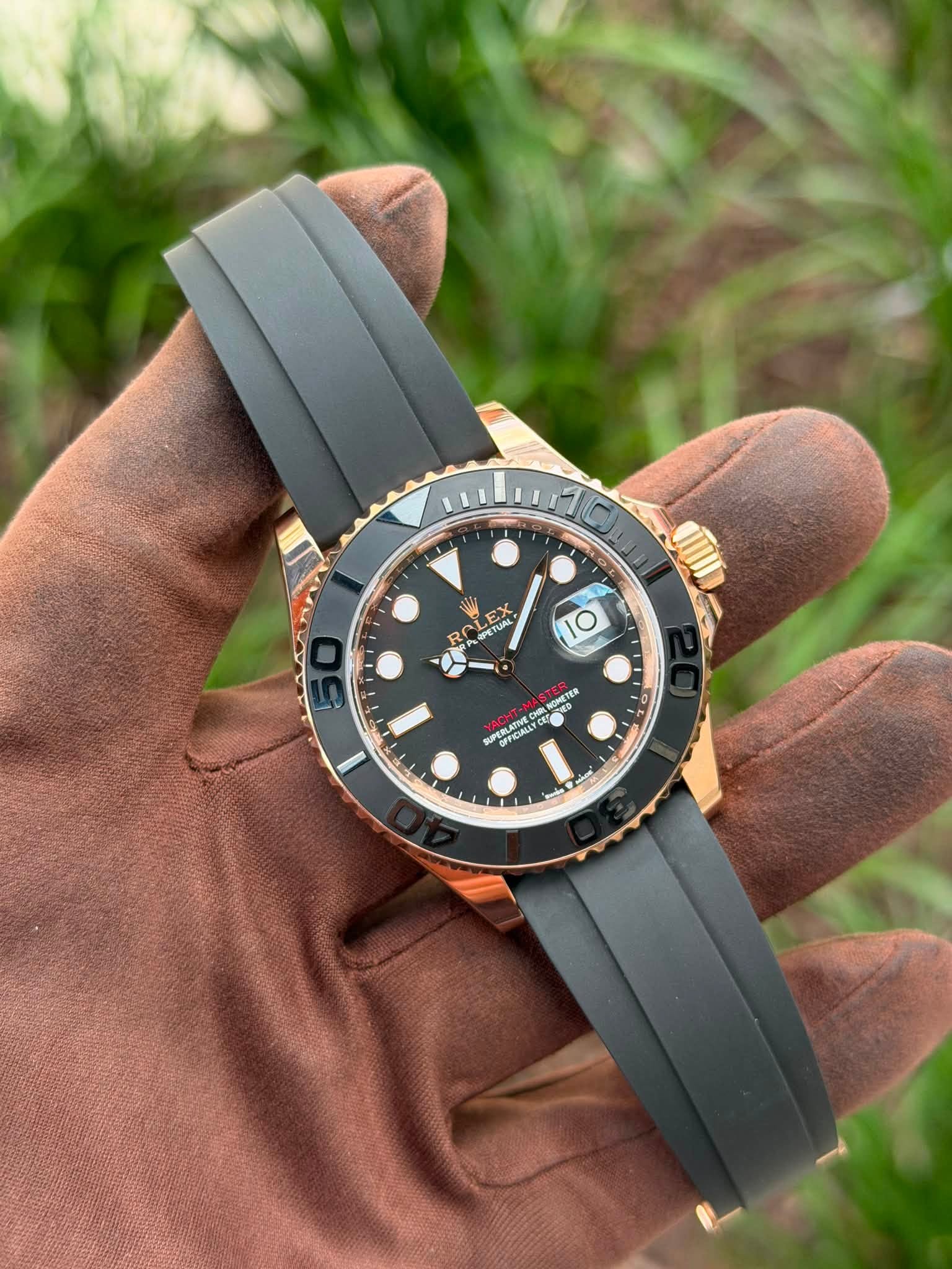 May be an image of wrist watch, leather and text that says '10 RO OPETUAL PETUAL PETUAL EX EX 10 O NONETER OMETER রর PERLATINE 好す'