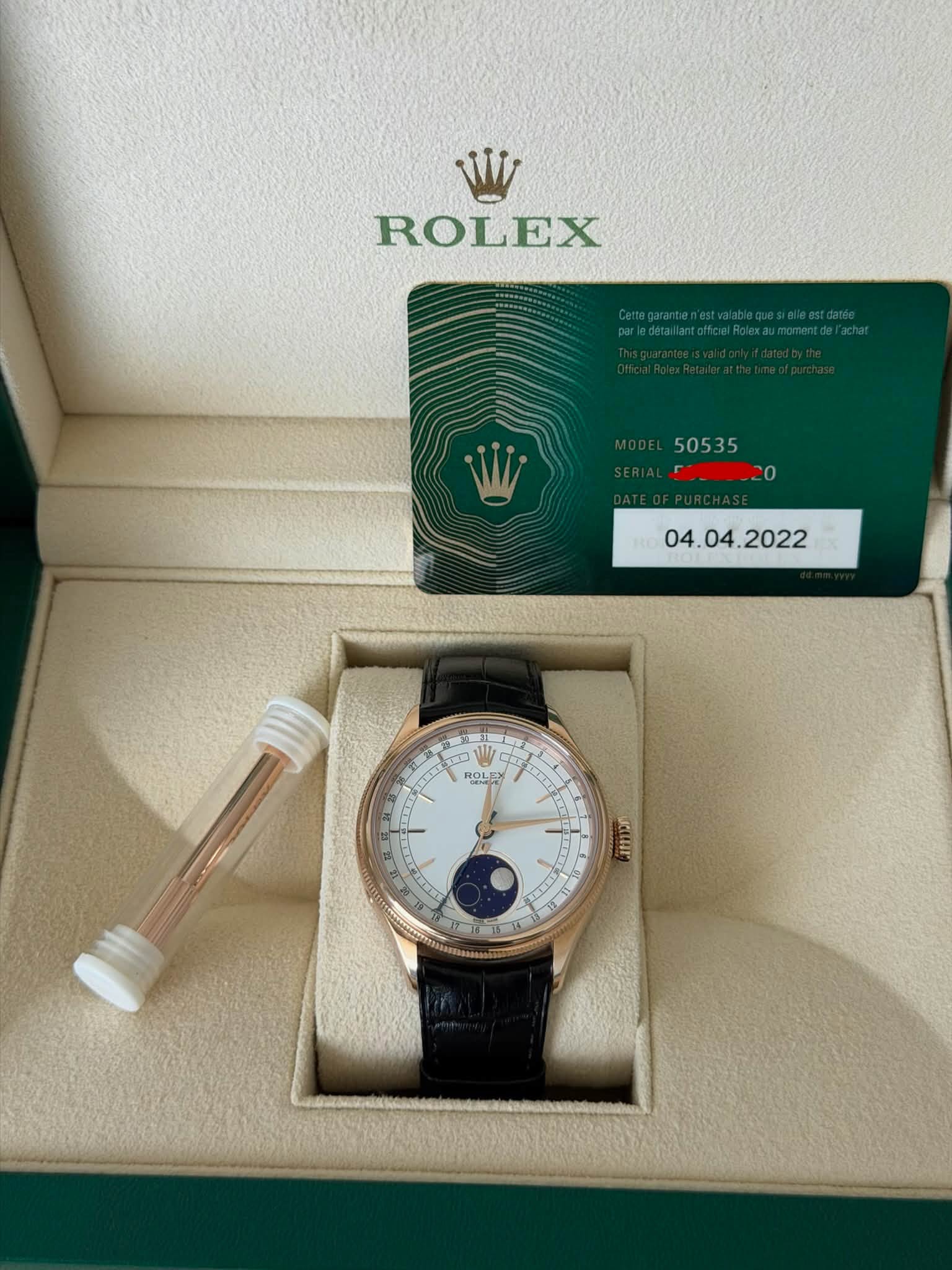 May be an image of wrist watch and text that says 'ROLEX VI HOLE E0T- የ Ud ur LD س Fl 海 ጥም reYsa'