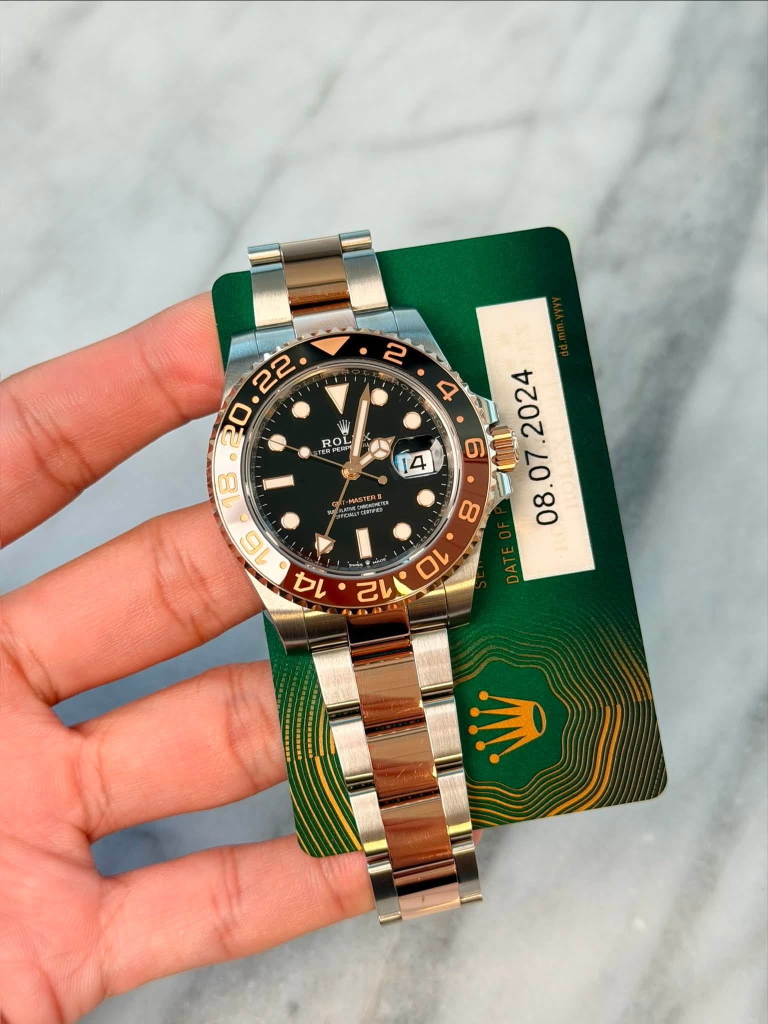 May be an image of wrist watch and text that says ' ROL 14 0 MASTERS MASTER 月2量 10 16 14'