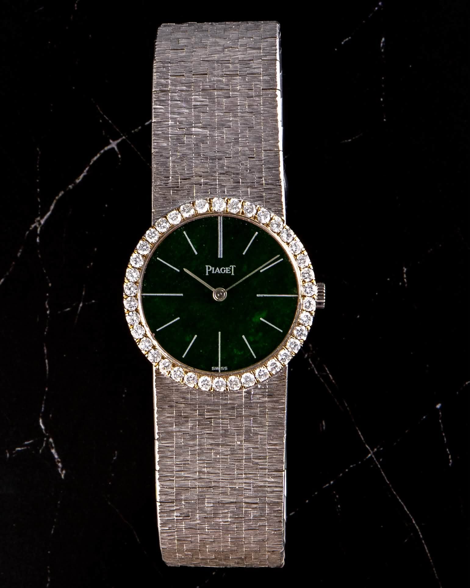 May be an image of wrist watch and text that says 'PIAGET PIAGET (0'