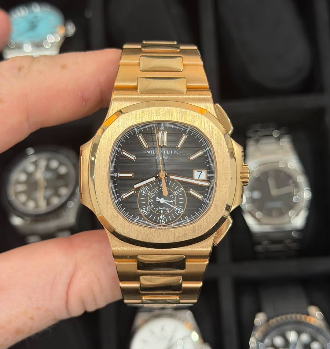 May be an image of wrist watch and text that says 'PATEK PATEKPHILIPI HILIPPE HILI IPPE CNIE p 7 5 လျ ض So 0-17 1-1 - ် 2 Ol 5 40 15 ገር'