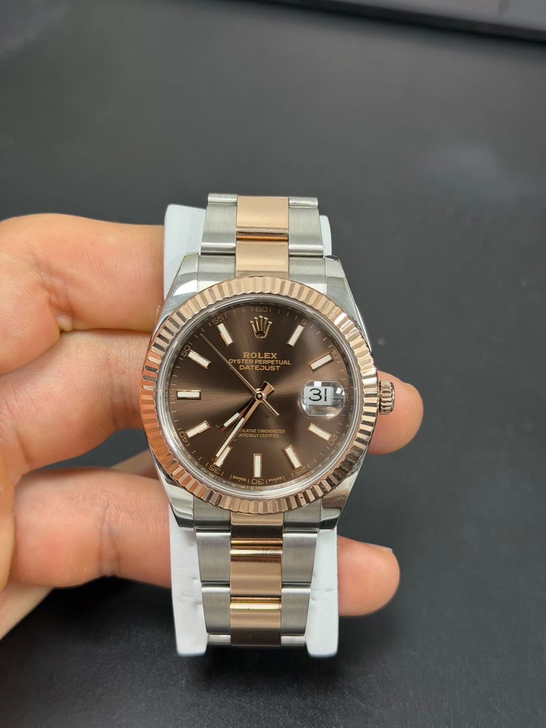 May be an image of wrist watch and text that says 'ROLE EX आझक STERPE DATEJUST 31 A D നാ'