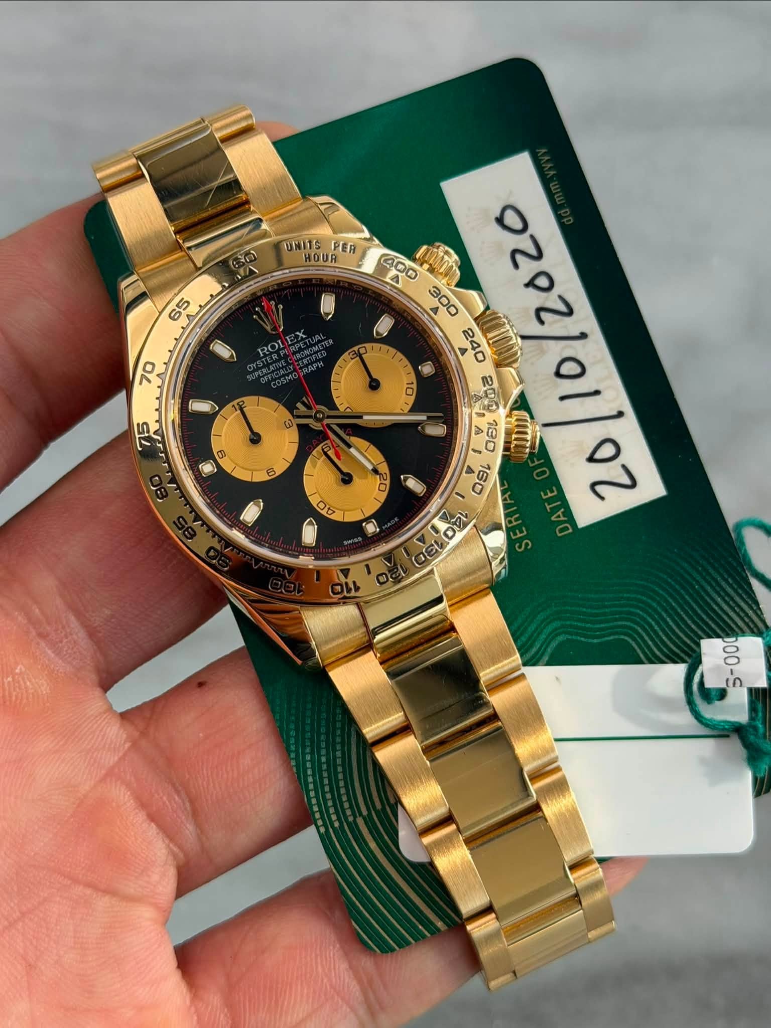 May be an image of wrist watch and text that says 'UNITS PER HOUR 65 ROL 70 יטיר S ဟေ S E 400 A /01 ol 9202 O 10 ዎሟ ወ 160 02 go AI تن Q4 5 知 Po'
