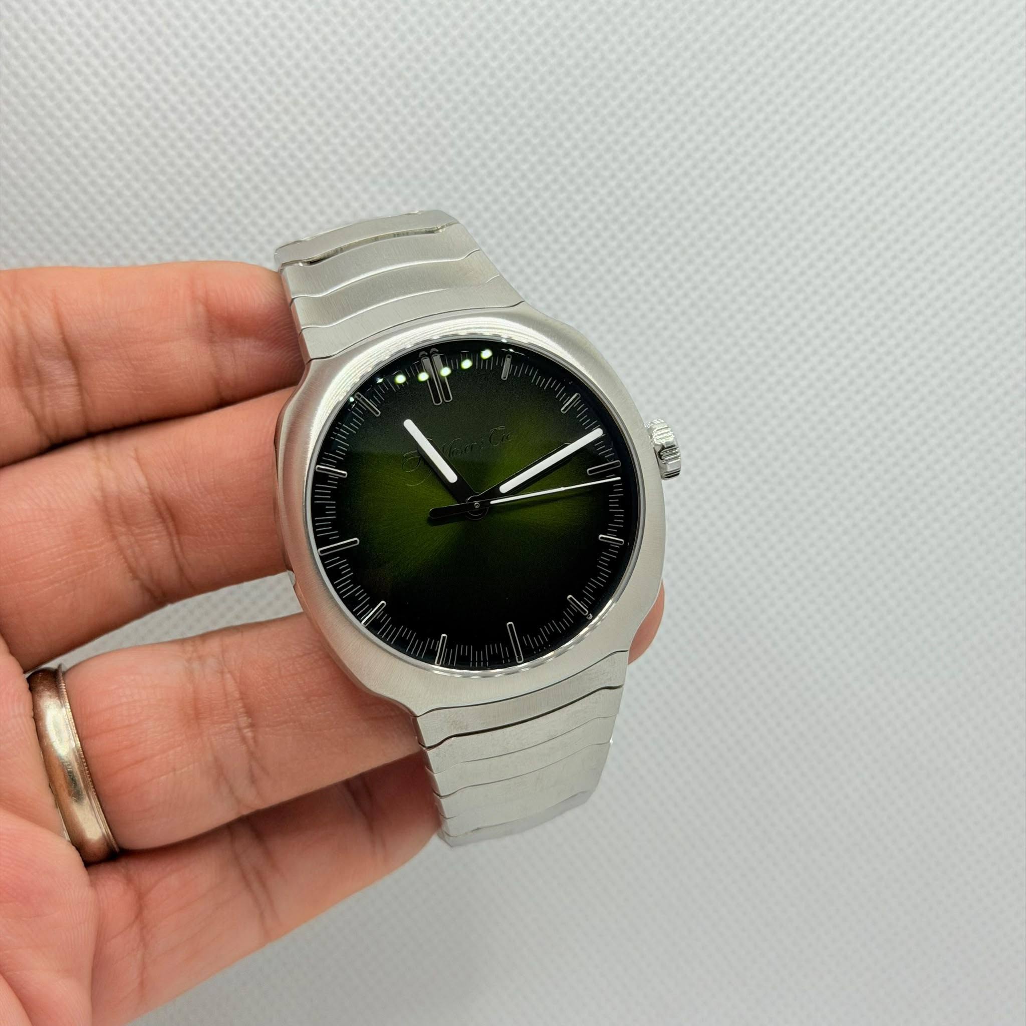 May be an image of digital watch