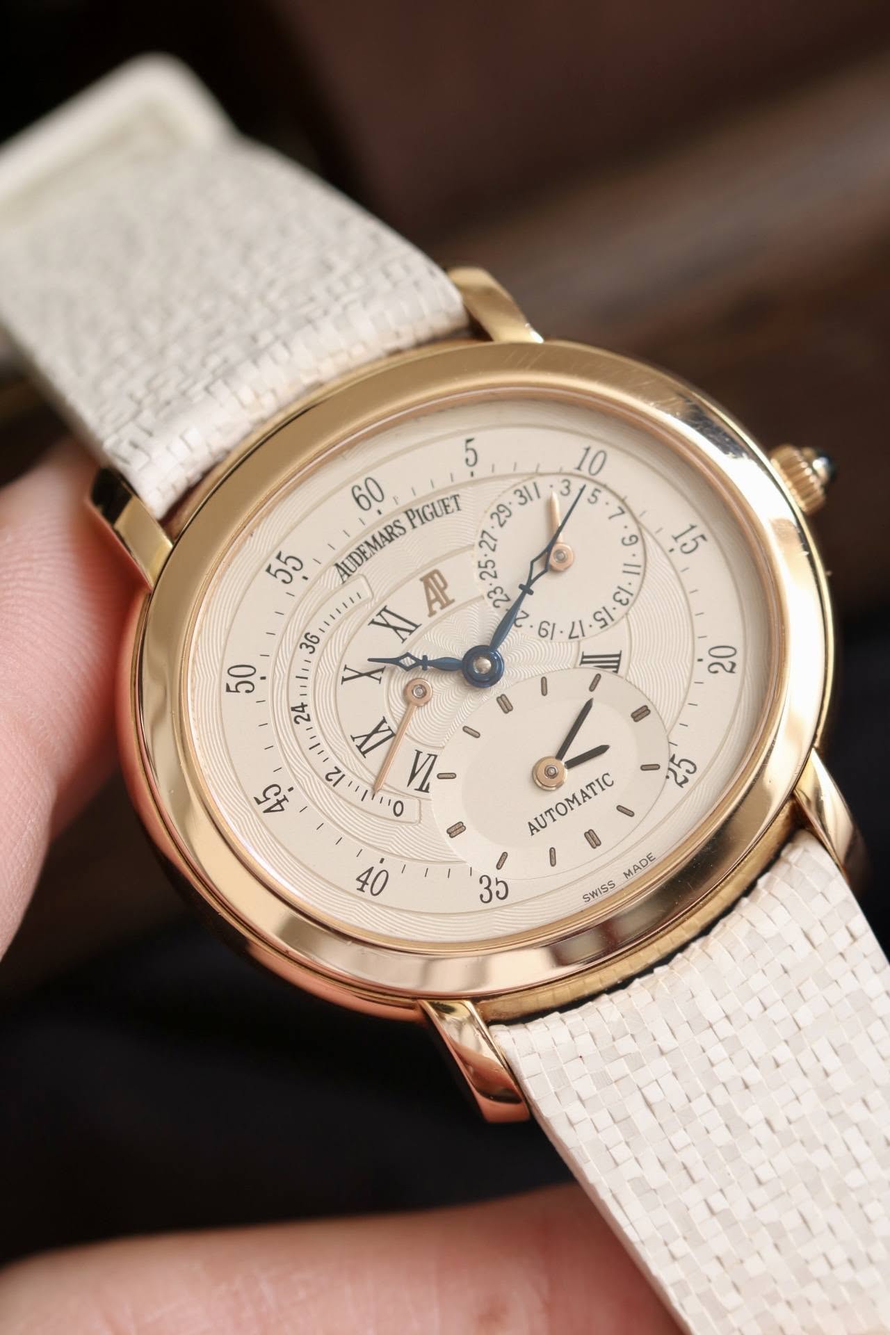 May be an image of wrist watch and text that says '5 10 60 PIGUET 31/ 3 5 55 AUDEMARS 29 21 AP 25 23 © 15 = 3 6/ 61.21・ 1. 51 S/ ١ 50 3G 11 & © 24 ١٠ A - 45 סיקייוב 12 V- 20 25…