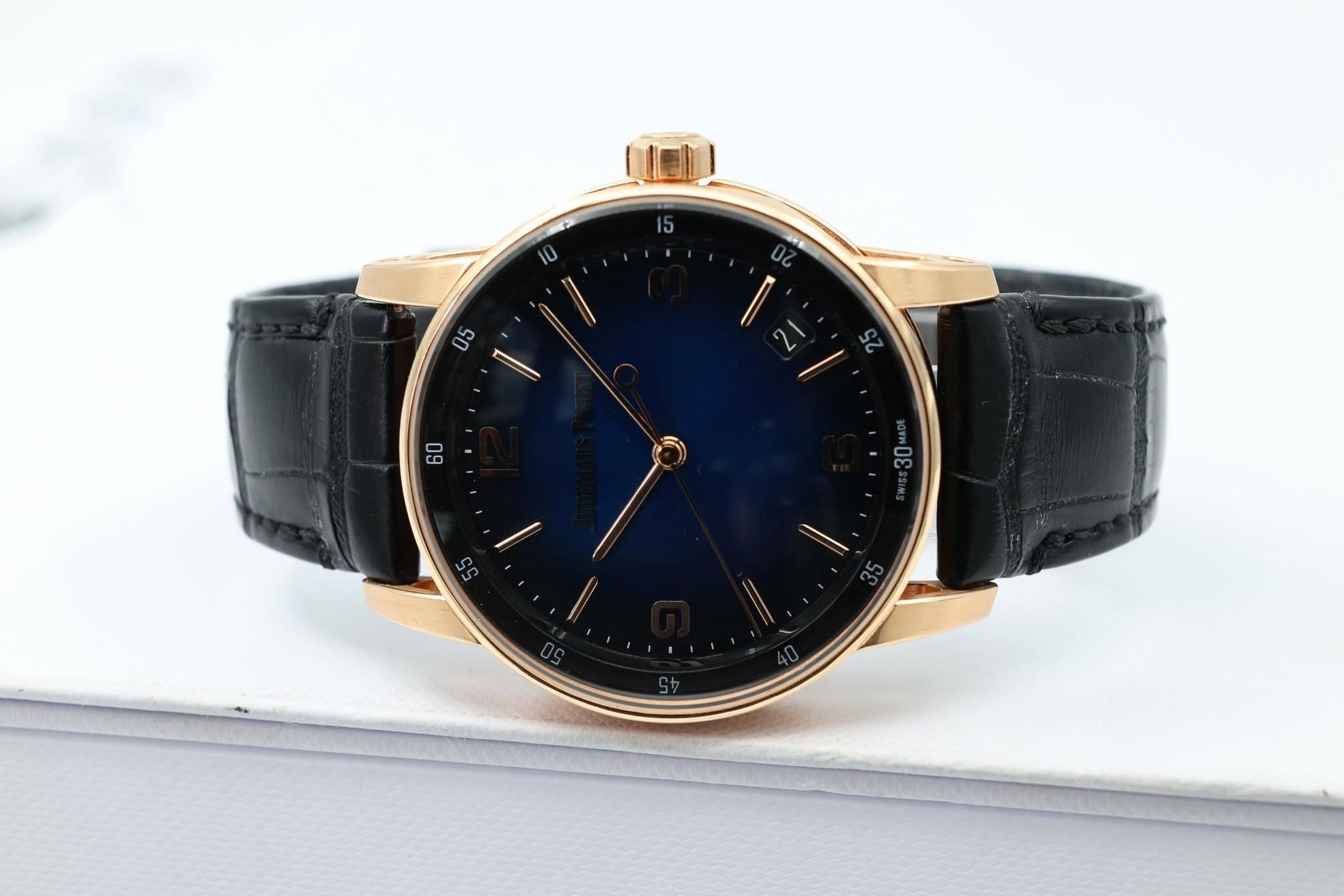 May be an image of wrist watch and text that says 'A 4g UC 16 JG 05 V 25 60 Οε 55'