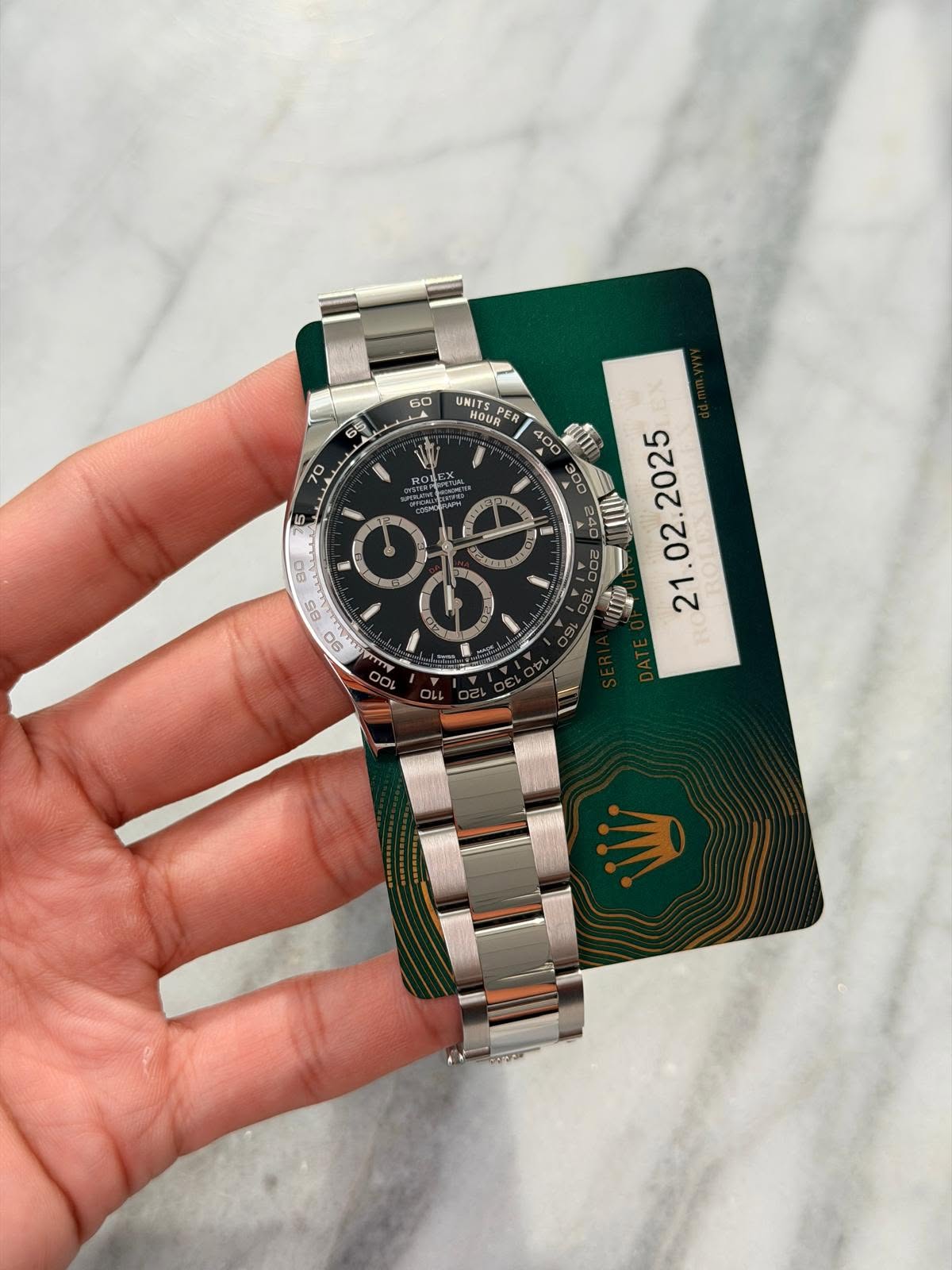 May be an image of wrist watch and text that says '50 UNITS HOUR HOUR PER ER 65 70 RO 7 2 ۱1 福 ON VII 2025 an P MC'