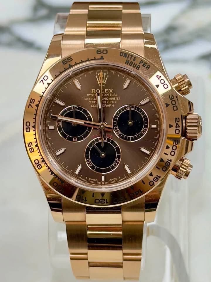 May be an image of wrist watch and text that says '60 70 ROLEX LEX RQ YST OYSTE YSTE RPETU ERPE RPETUAL TUAL SUPERLA OFFICI အ COS 75 اسهس CERTIFIE CERTIFIED RAPH ត 85 90 ح OII…
