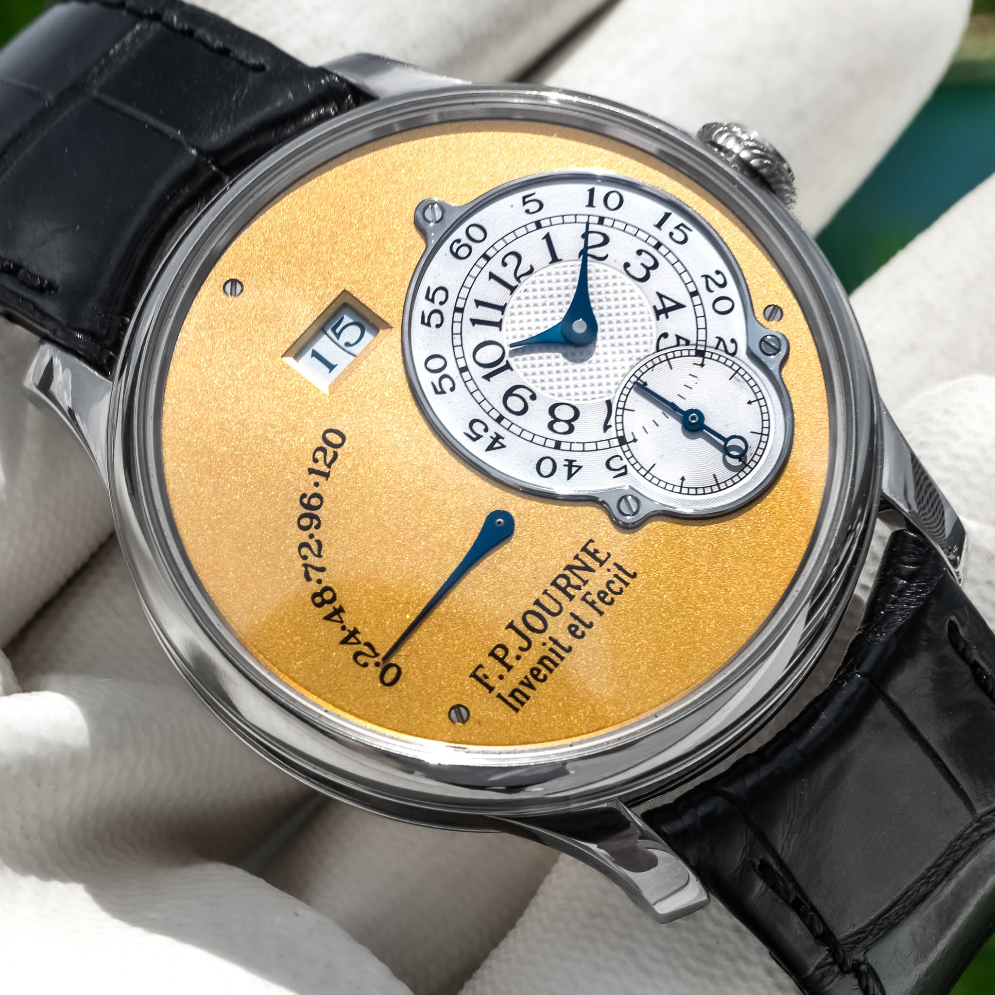 May be an image of wrist watch and text that says '10 CT 15 3 4 2 STT C 5 60 Lt 2 l O :96-120 HE 45 OF F.P.JOURNE InveniletFecit venit Fecit ١'