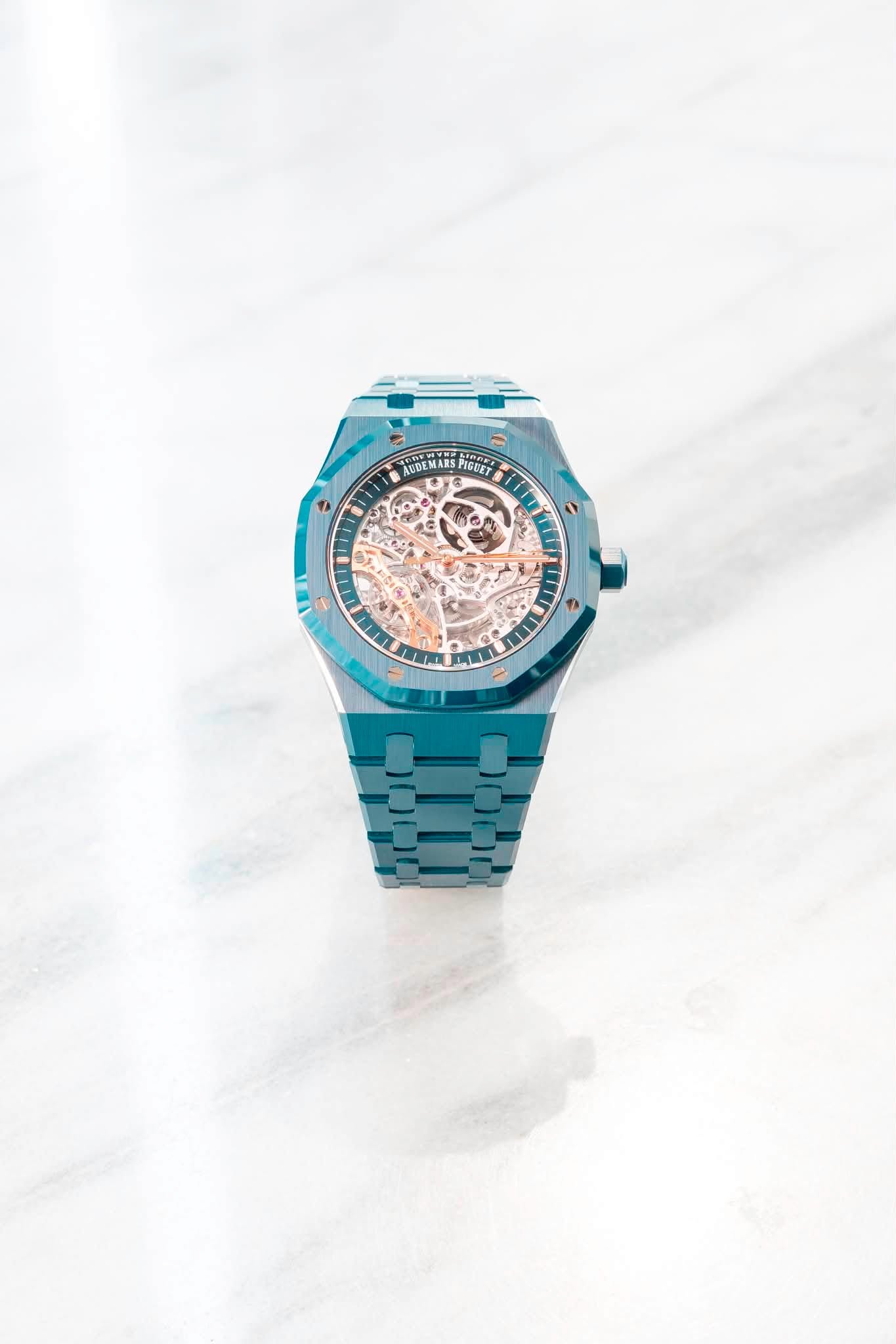 May be an image of digital watch and text that says 'AUD AEDEM MA ARS PIGELT = ول 홍원 ತ m P'