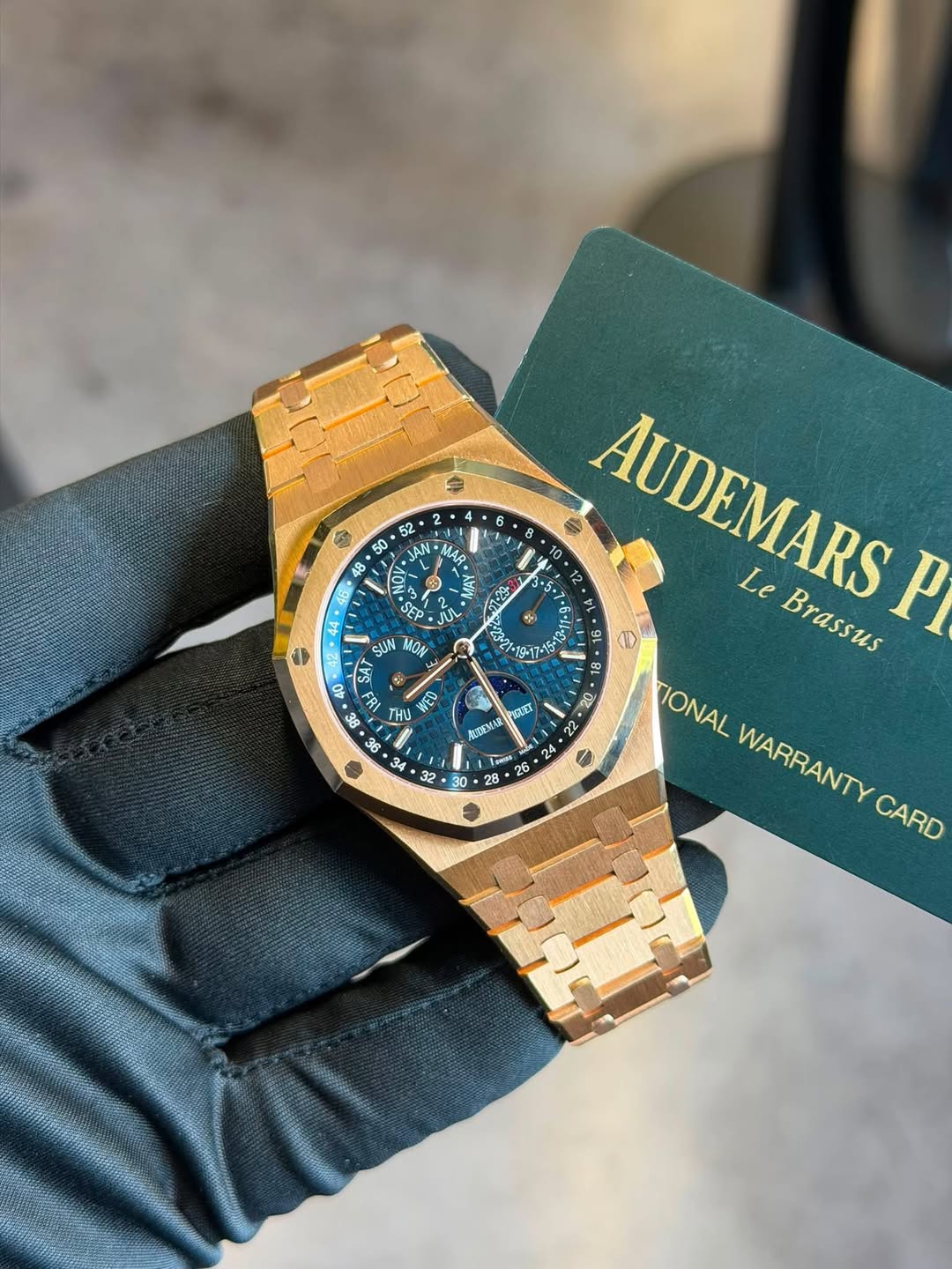 May be an image of wrist watch and text that says '52 50 AN ت 48 8• * SEP یله CIN MOM AUDEMARS Le 社 23-21 ミ u QD Brassus Brassus AUDEMARS P EO HU 36 34 ECX 轻强制入液 Y+ 02 ب 2 A…