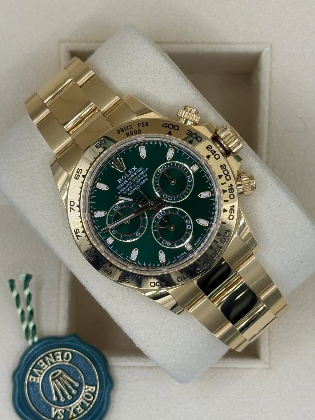 May be an image of wrist watch and text that says '陰 60 65 20 e Cu EX STERK וחתת ٥ 0 240 A0 min አማ 9 A o 0t L D HIENEO श ON'