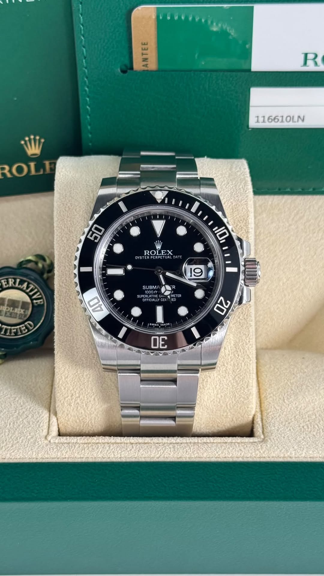 May be an image of wrist watch and text that says 'ATE 3JINY R 116610LN ROLE 50 Mi ROLE OYS OYST PETUAL 10 I ERLATIN фли: 19 SUBMI PEFLATI DETTUALI 15D 40 20 L 30'