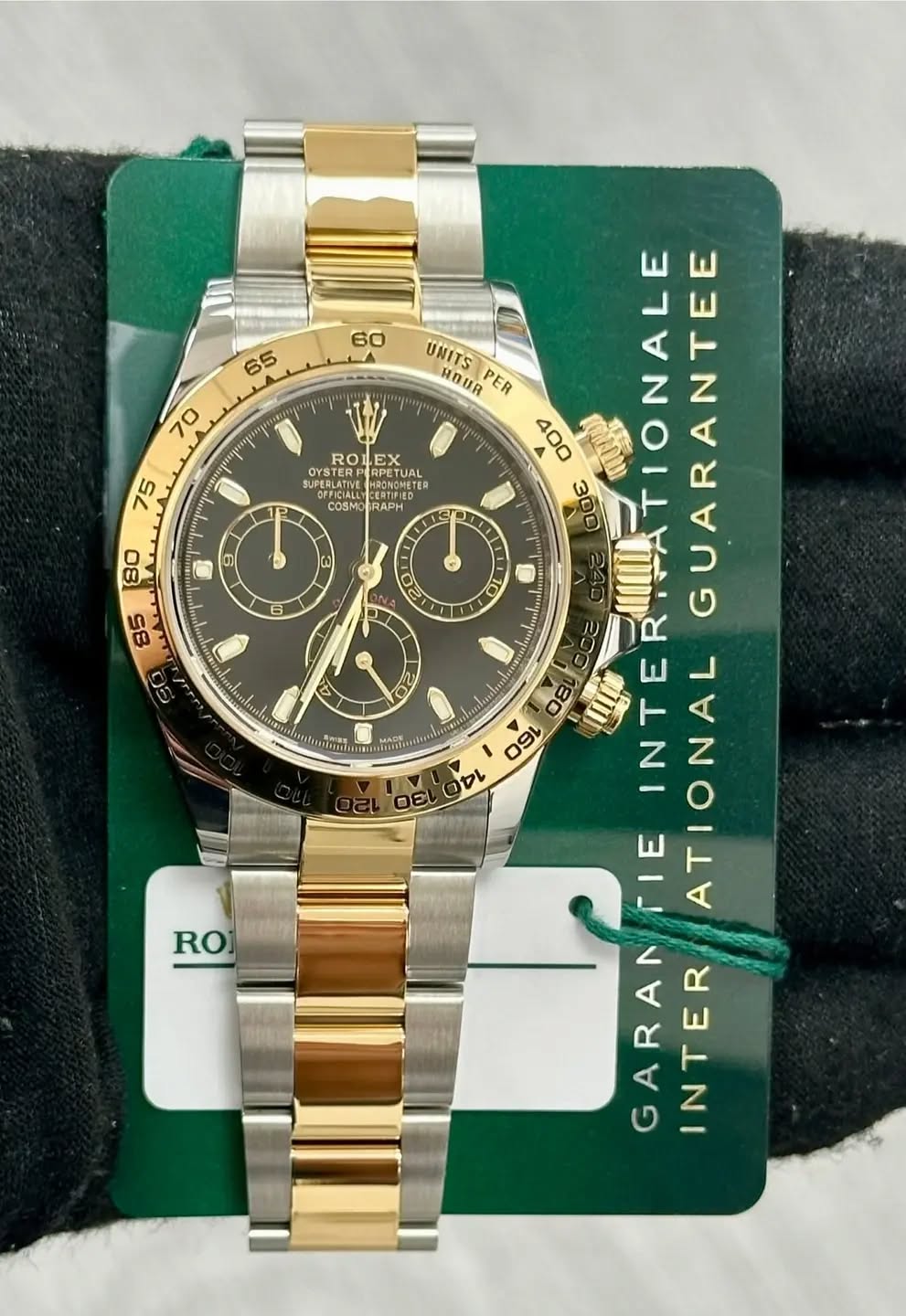 May be an image of wrist watch and text that says '60 65 70 អ.ប់ល្ល 75 ROLEX OYSTERP PETUAL ONOMETER ETER SUPERLATIVE HRONOMETEI COSMO 0SMOTRAPI RAPH LIEN UNITS ผอบค PER 4OO…