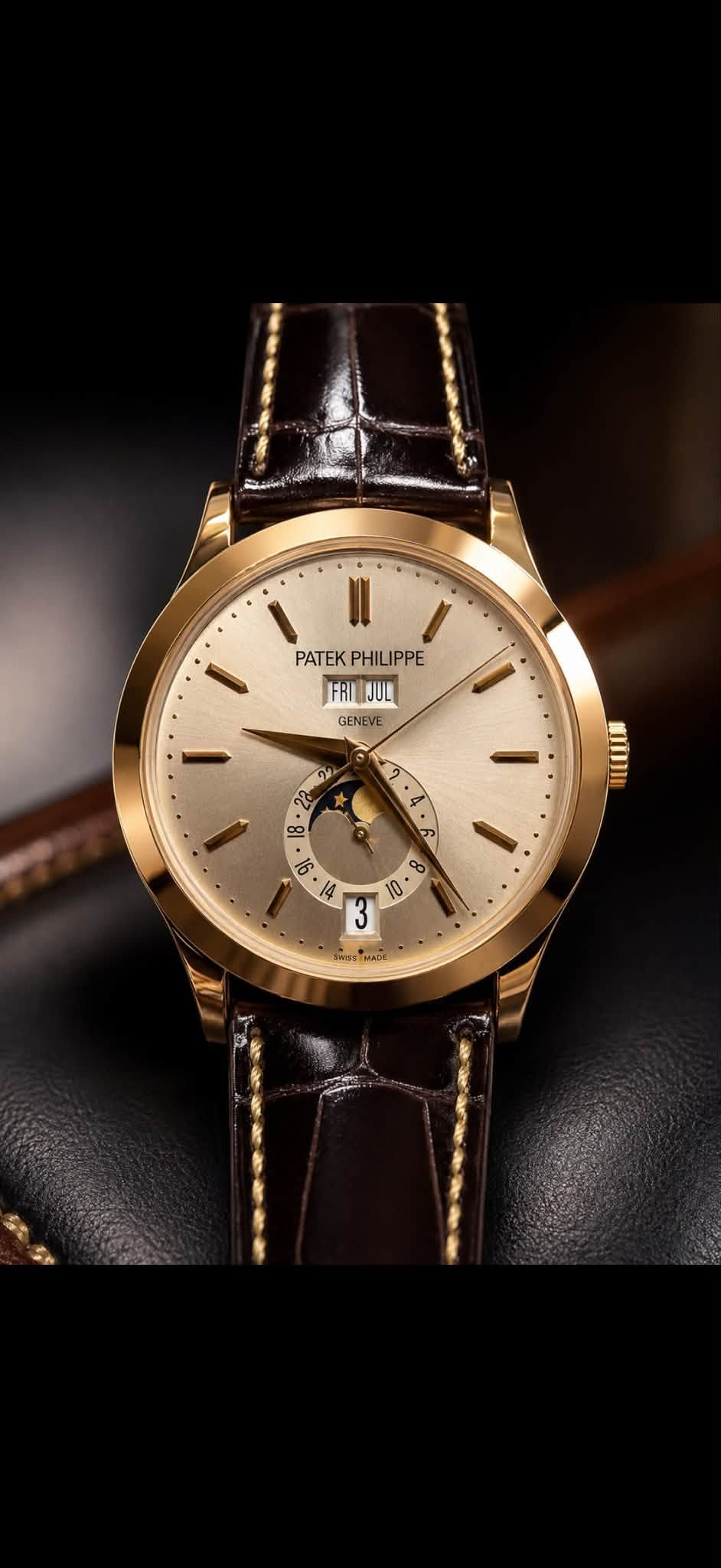 May be an image of wrist watch and text that says 'ete PATEKPHILIPPE PATEK PHILIPPE FRI JUL GENEVE 美 T I wI 2 A • ・ 8 အာ 6o 6 cg A 0 3 MADi'