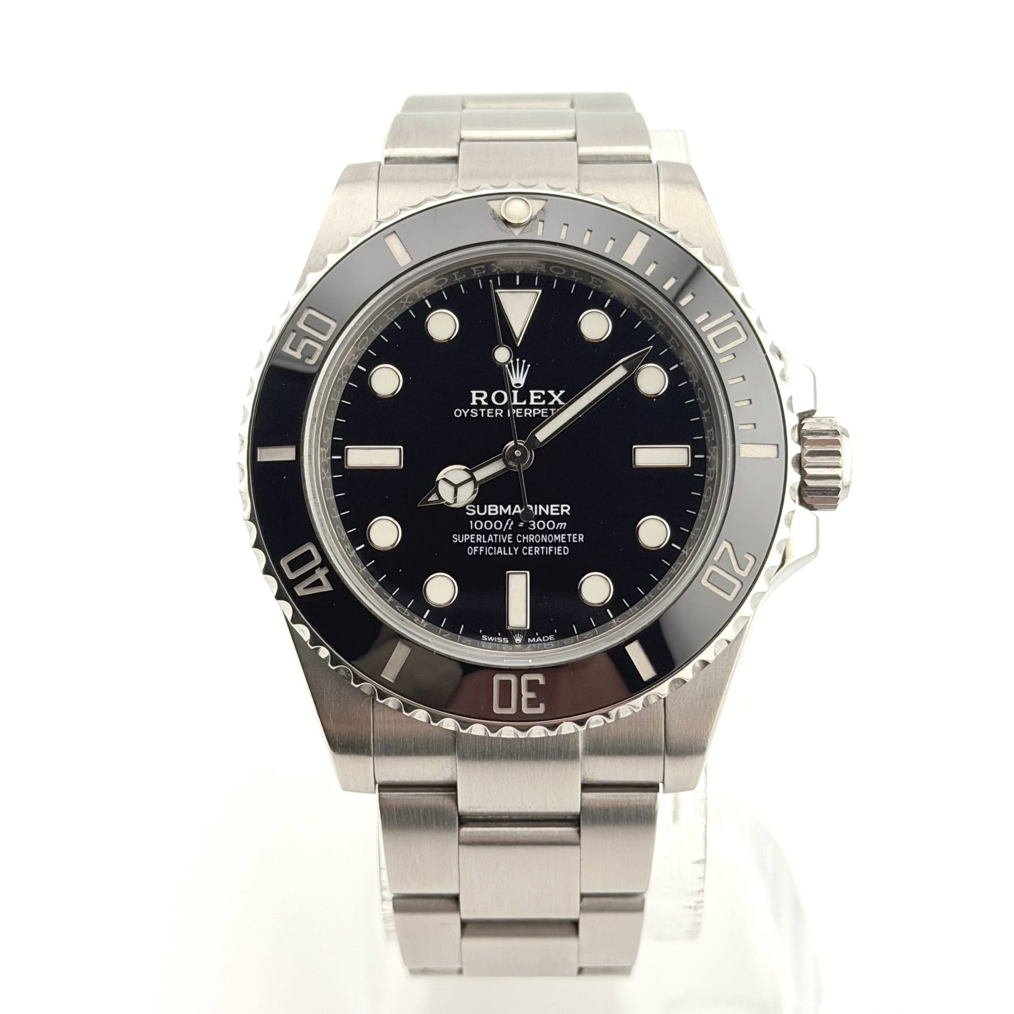 May be an image of wrist watch and text that says '50 ROLEX RO LEX OYSTER PERP OYSTERERPE ERPL .10 i SUBMA INER 300M 300m SUPERLATIVE PEDLE 1000/ 1000 DEDLATU DRNONE NOVETER ER…