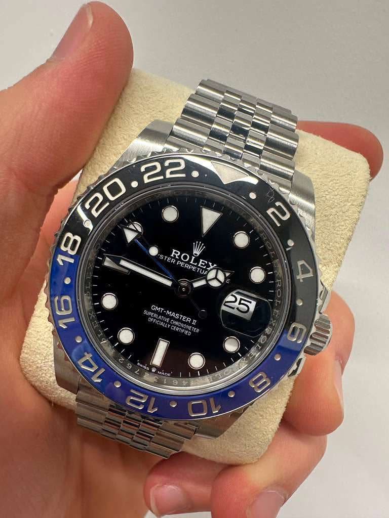 May be an image of wrist watch and text that says ' ROLEY 15 PERPET TI 4 16 GMT OEBEA UPERLAY ATIVECM ATIECHO atay CERTIFIED TER ER EP MASTERI 05 5 0 WINs 1่ MAD 00'