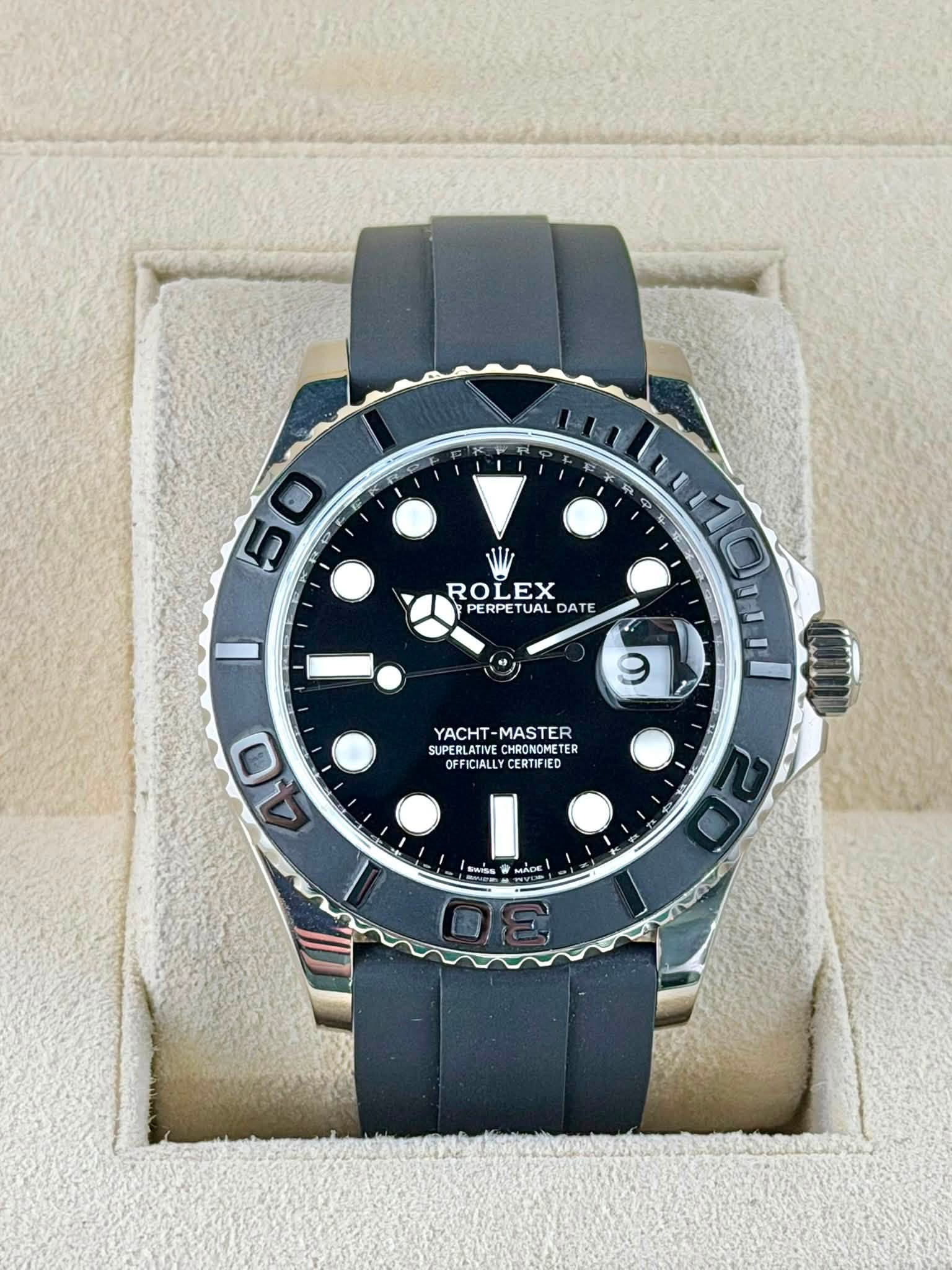 May be an image of wrist watch and text that says '5 50 ROLEX PER PERPETUAL TUAL DATE 10月 9 YACHT- MASTER SUPERLATIVE SUPERLATIVECHRONOMETER YACHT-MASTER CHRONOMETER CHRONOMETER…