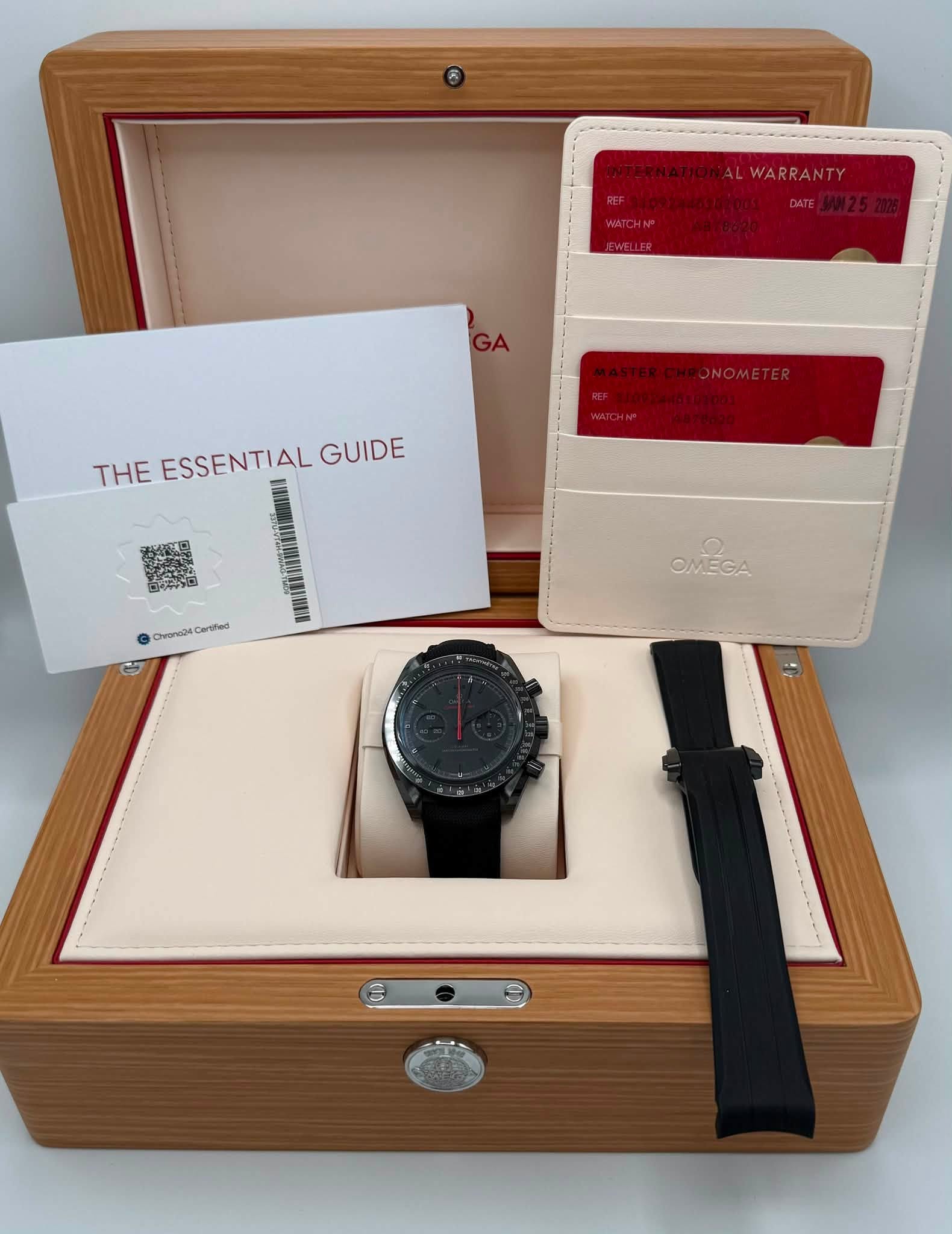 May be an image of wrist watch, leather and text that says 'WARRANTY SWELLER THEESSENTIALGUIDE THE ESSENTIAL GUIDE Certifed Cvores OMEGA 60'