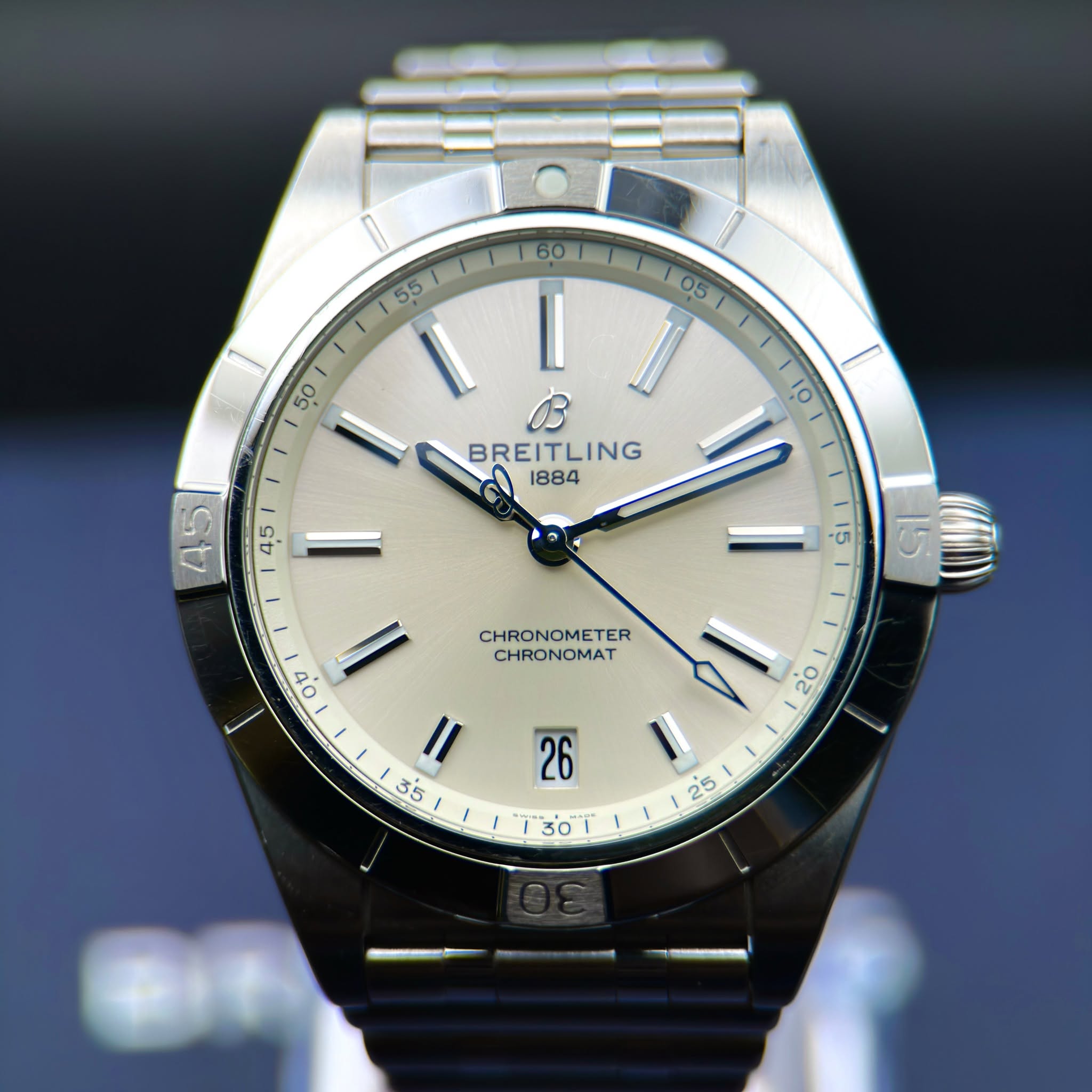 May be an image of wrist watch and text that says '60/ BREITLING CHRONOMETER CHRONOMAT 20 Il 35 お 26 ဟ S G. r30 30'