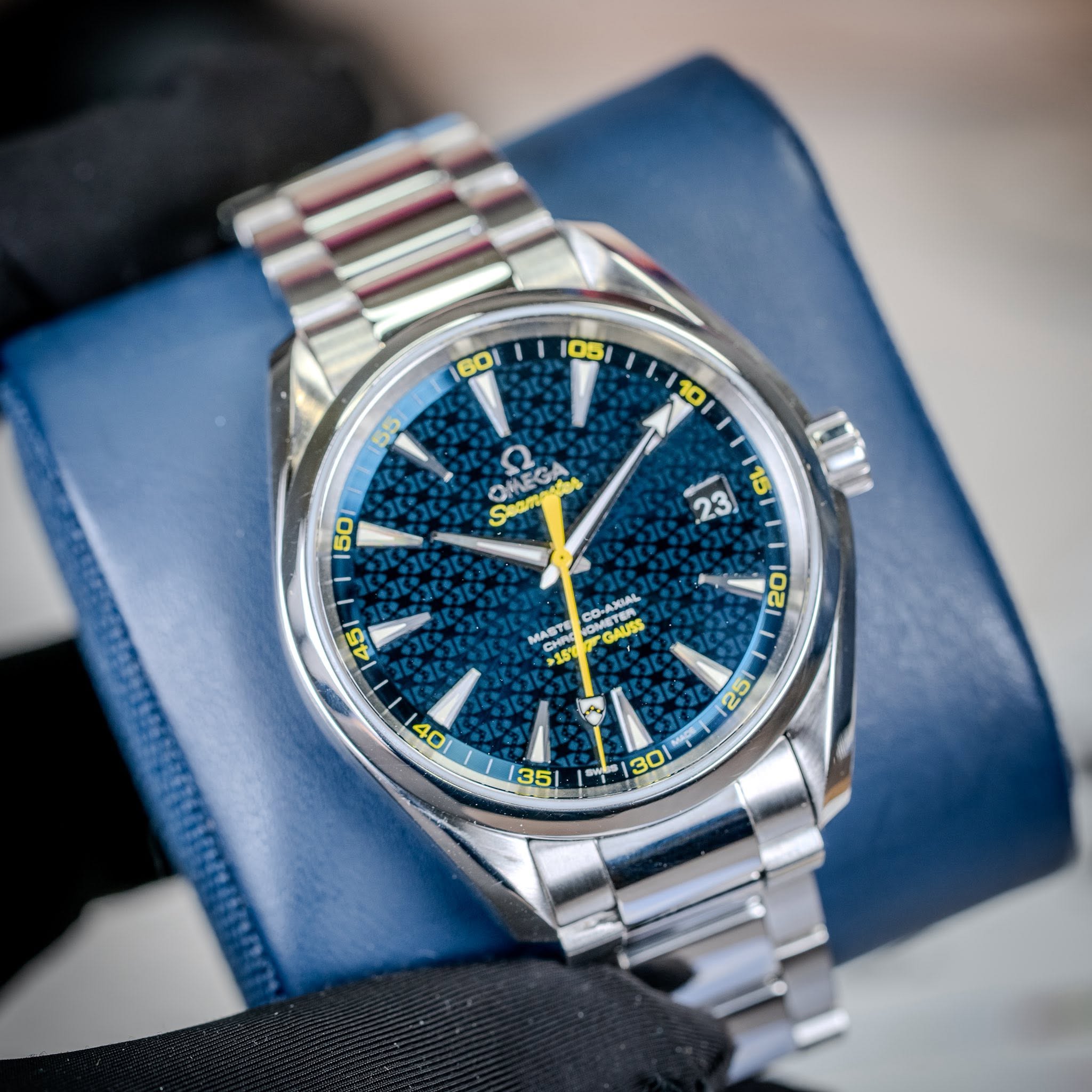 May be an image of wrist watch and text that says ' SOMEGA Seam Se OMEGA CA 1 23 45 MASTE MASTE COLANGIAL OMETER GAUSS GAUSS ከህ 128 A 40 0 וה 25 l X DE C 35 M'