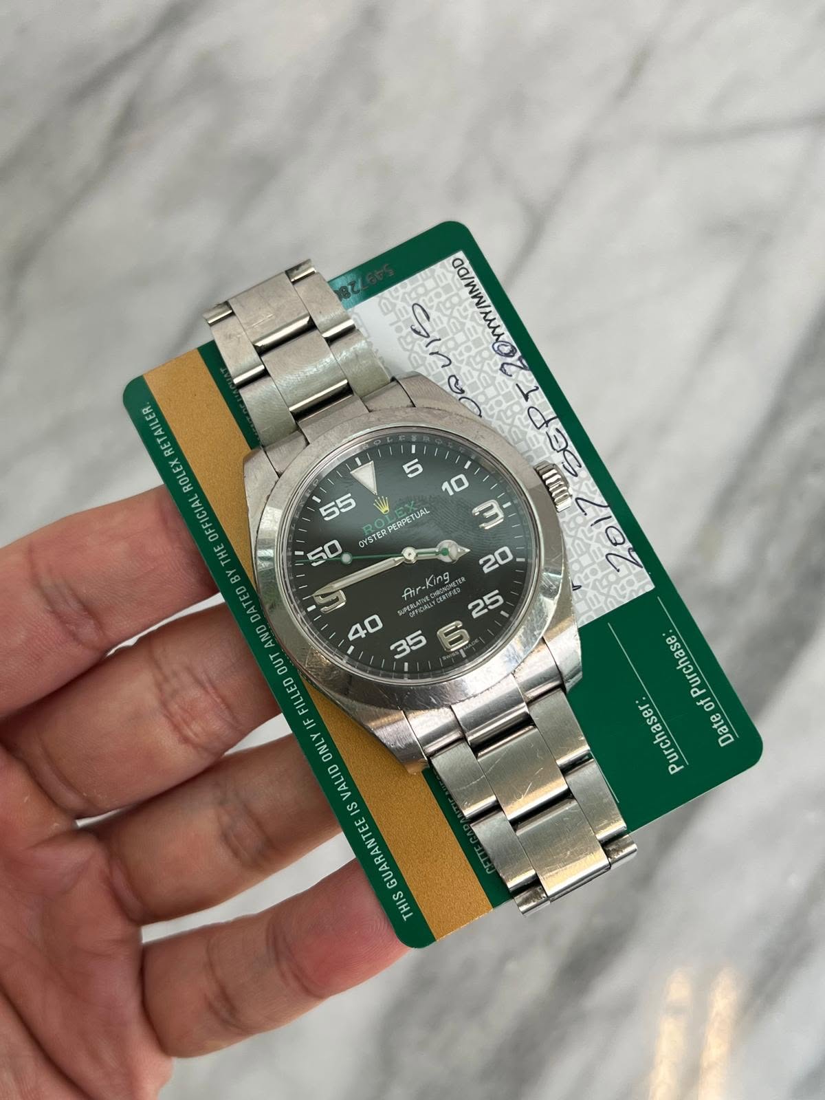 May be an image of wrist watch and text that says '5 55 W PERPETUAL 10 3 OYSTER OYSTER אב THE ៥ 20 Phr-king r-Kina DATED AND OUT FILLED 会 asaratee Ba חרום SI BUAAAAANT TIHT'