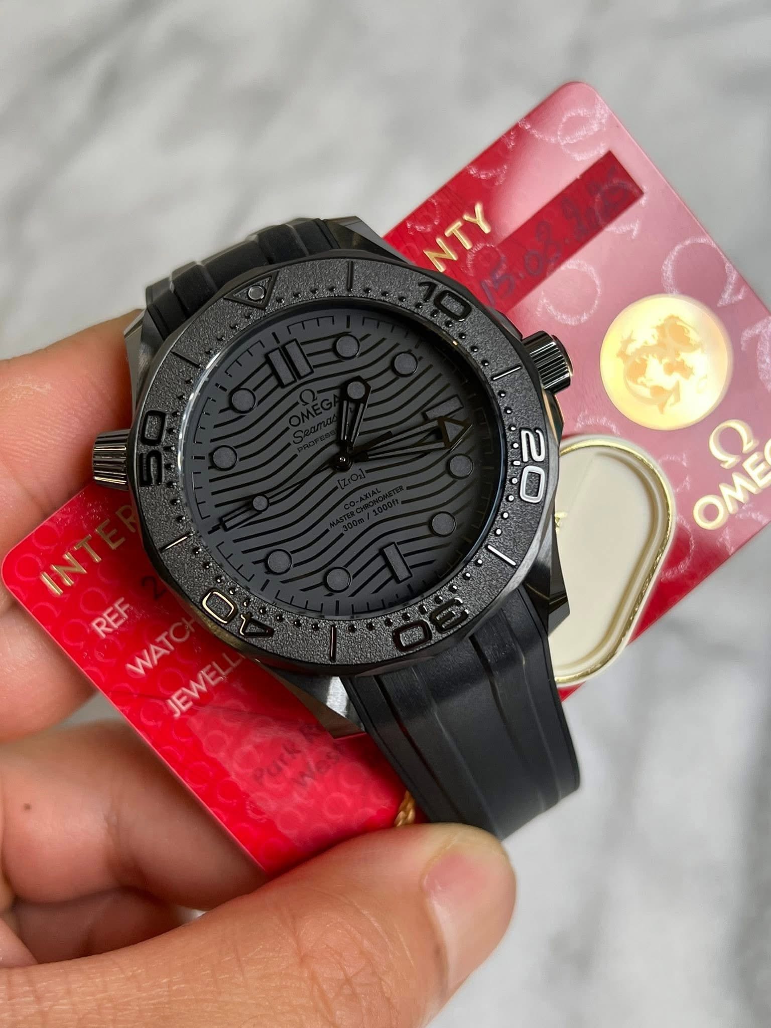 May be an image of digital watch and text that says 'NTY a 0320 ة OME OME REF WATC WATC JEWEL JEWEL REF ii'