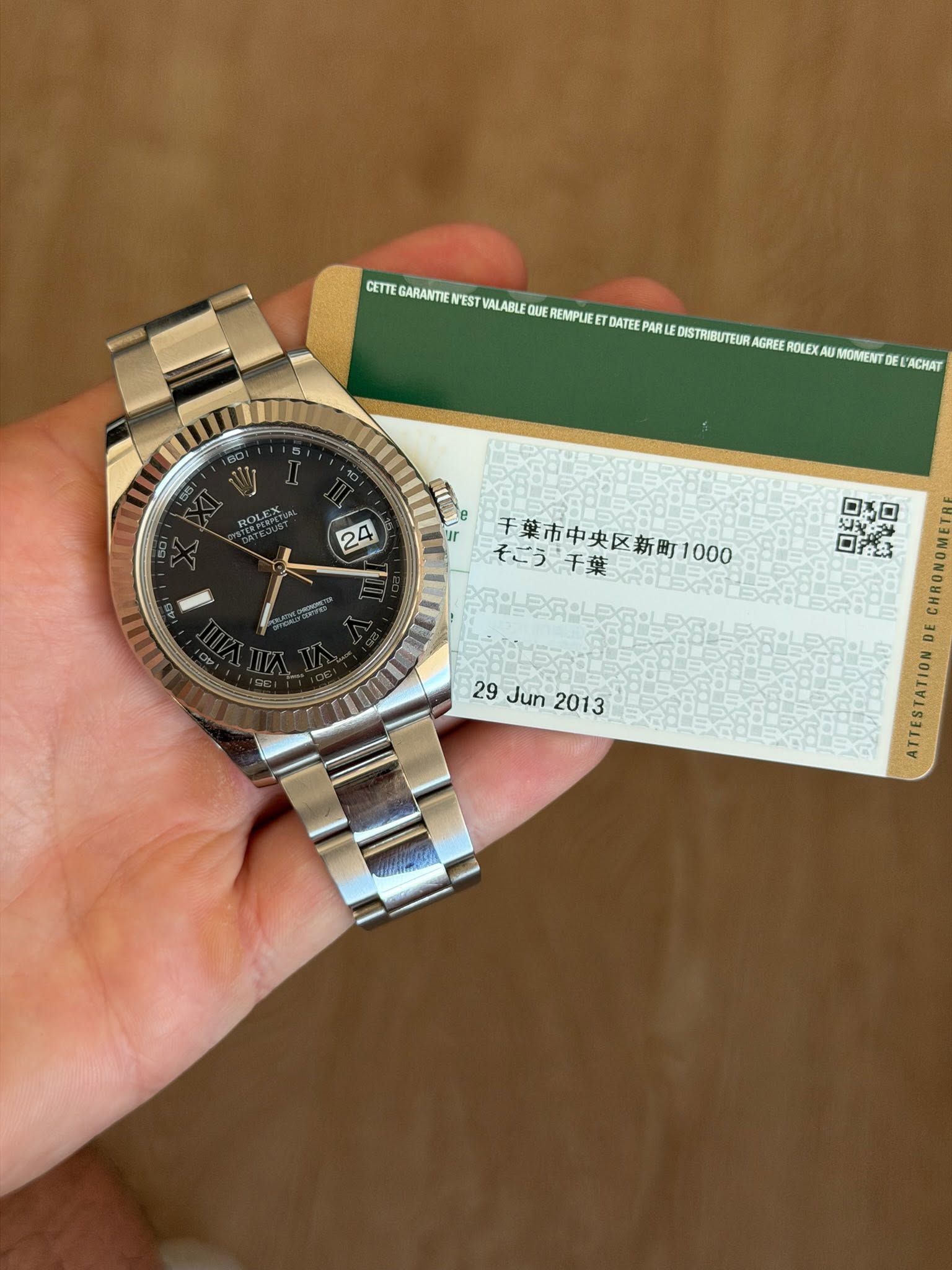 May be an image of wrist watch and text that says 'CETTE GARANTIE N'EST VALABLE QUE REMPLIE DATEE PARLE DISTRIBUTEUR AGREE ROLEX MOMENT MOMENTDE DE EL'ACHAT ROLEX Ee Ir 24…
