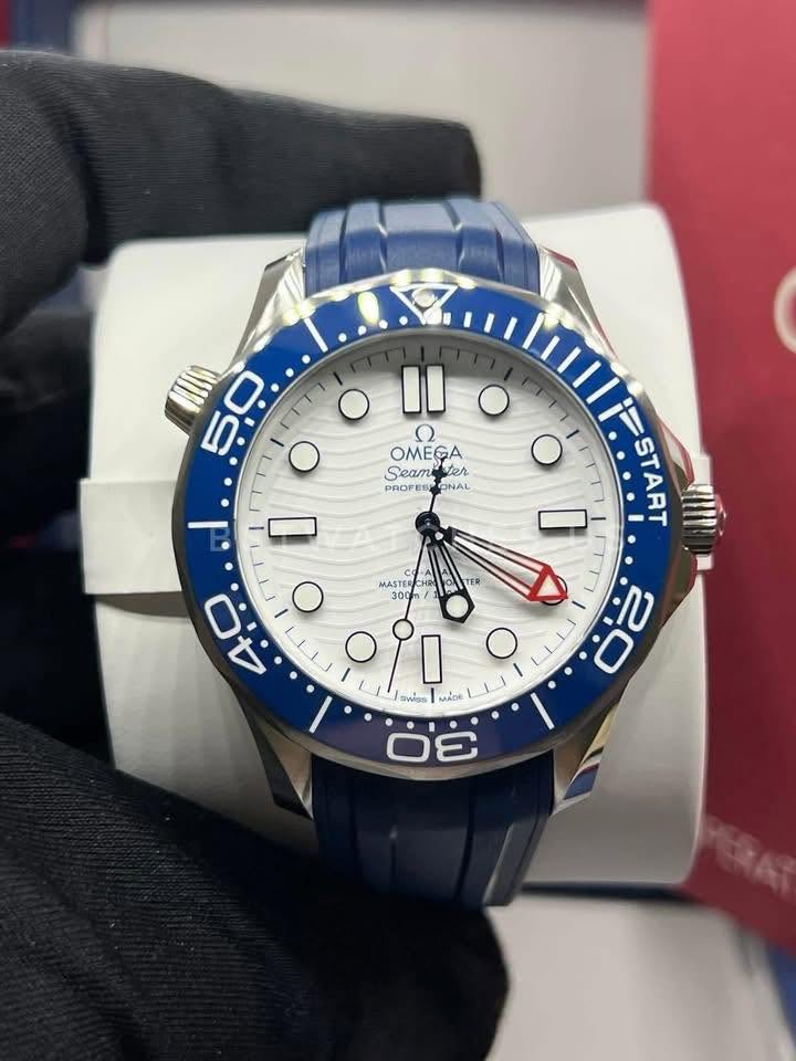 May be an image of wrist watch and text that says '50 ب O Il OMEC Seamiter ter PROFES PROFES PROFE 起包 ONAL O MASTER 300 TER ES START !!!!! 4 ب 4 ር 2 O I O mi 30 swios امعش…