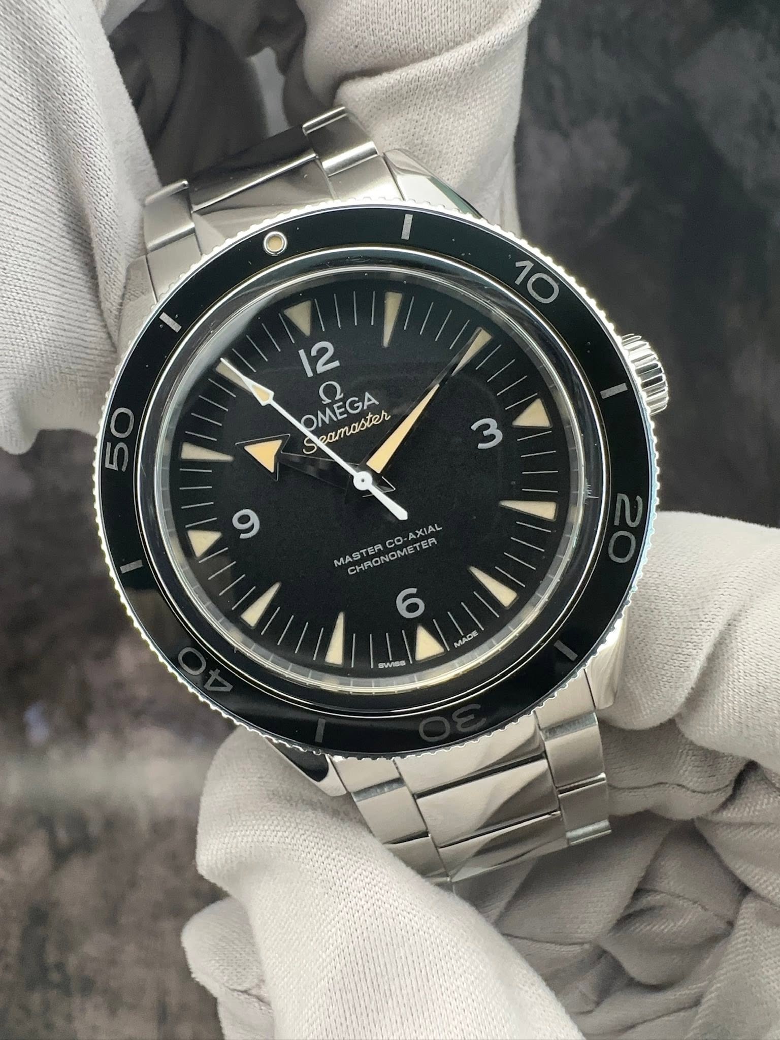 May be an image of wrist watch and text that says '10 10 12 OMEGA Seamaster raTaйTe 2/ S 50 3 AXIAL A MASTER MASTERCO-AXIA CHRONOMETER TE 6 MADE Wss M'