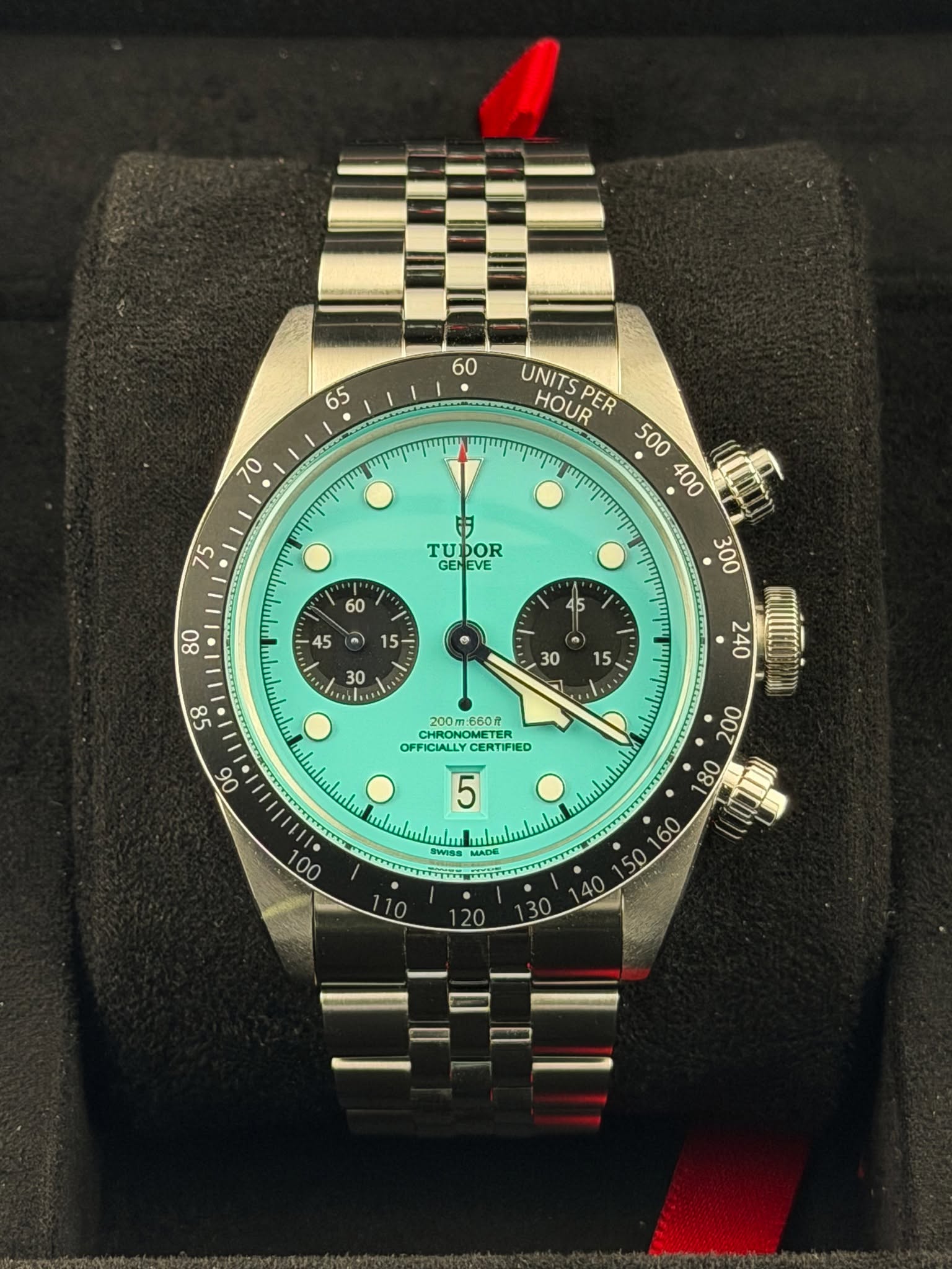 May be an image of wrist watch and text that says '60 65 70 UNITS HOUR PER SARU TUDOR EVE EVE mm nn ማጣ In :560л T66OЛ CHRONOMETER PUETER OFFICIALLY CERTIFIED 5 wtitintu mli m净會 MAD…