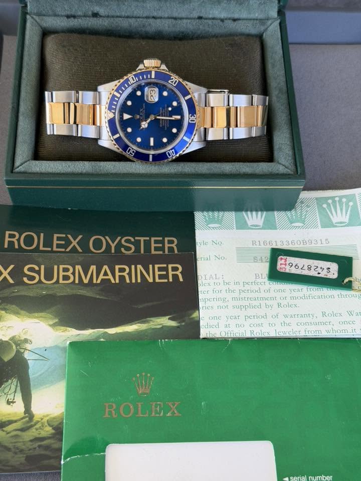 May be an image of wrist watch and text that says 'Ι0ι 20 2 R 30 ቦ 40 syle No. ROLEX OYSTER X SUBMARINER crial No. R16613360B9315 R166133 BL 59628275. DIAL be in perfect CoAeHи the…