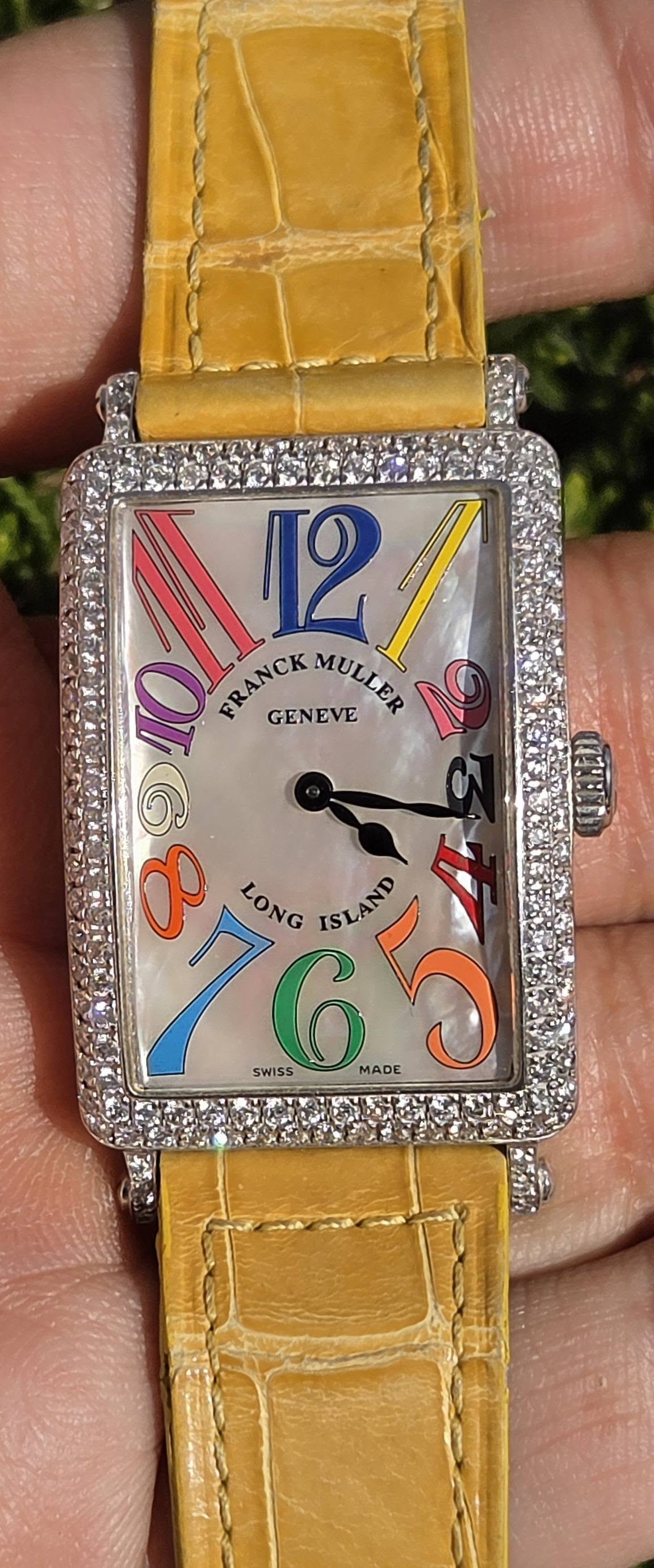 May be an image of wrist watch and text that says '!I 89101 D 10 M2/ 12 ERANCK FRANCK GENEVE RANCKMULLEP MULLER 765 MADE LONG ISLAND SWISS'